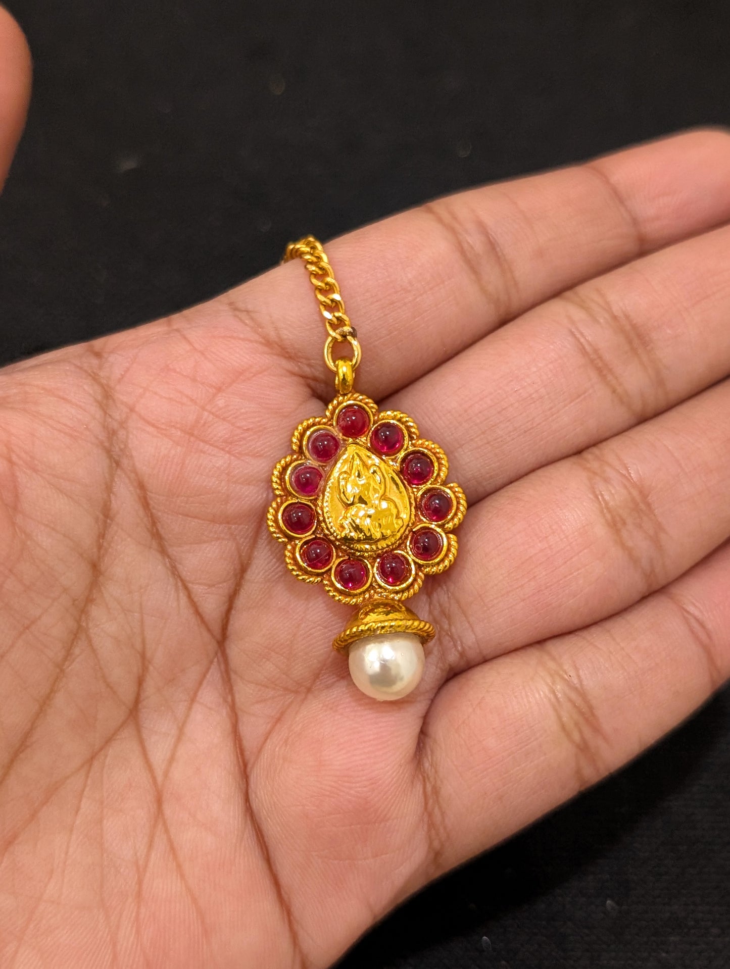 Ruby Kemp stone Lakshmi ji Traditional Maang Tikka