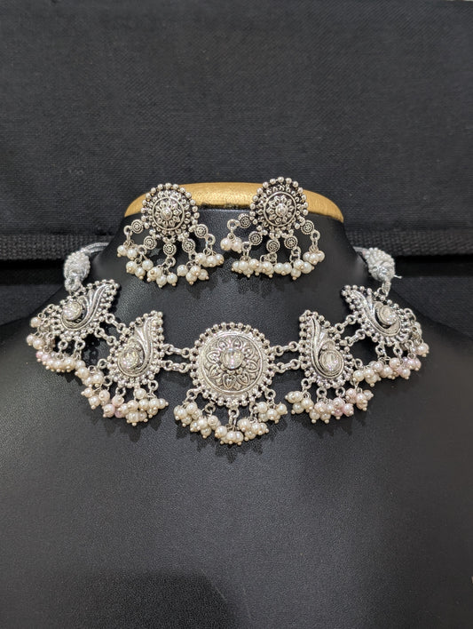 Oxidized Silver pearl cluster bead dangle Choker set