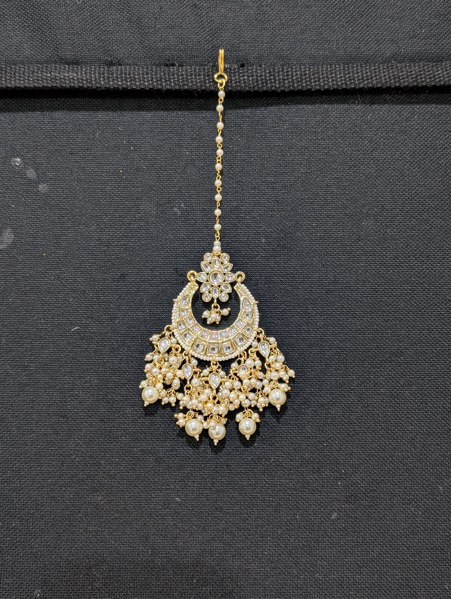 Kundan Maang Tikka and Earrings Combo - Design 2