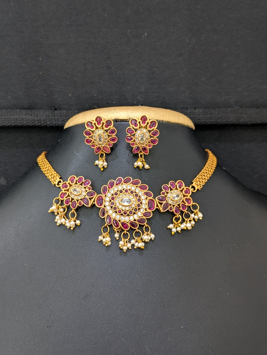 Flower design Chick choker necklace and Stud earrings set