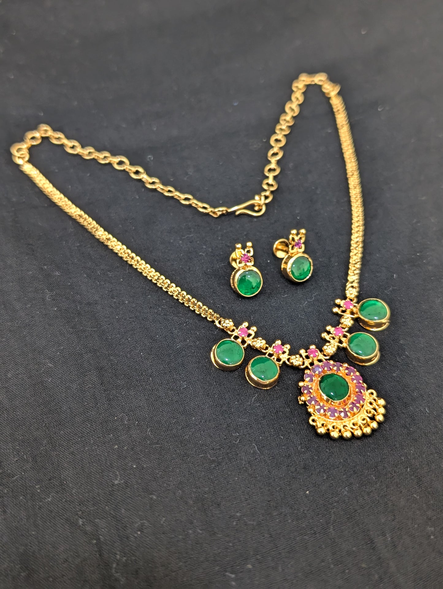 Micro gold plated Palakka style Necklace and Earrings set