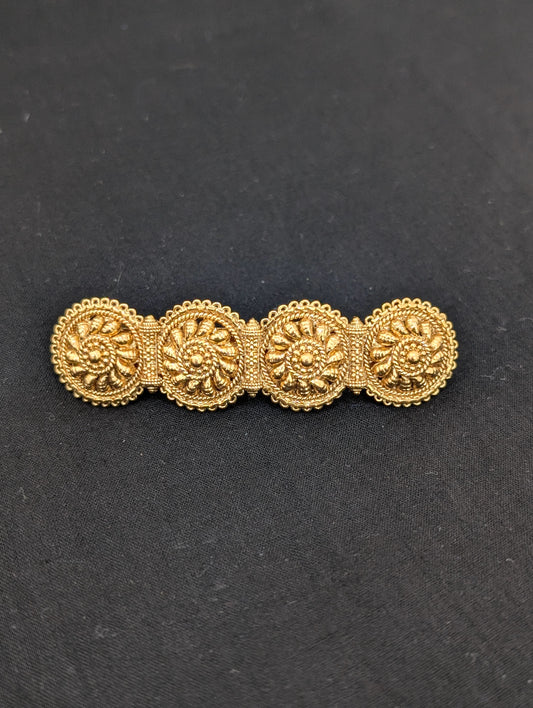4 Round Flower design gold plated medium hair clip