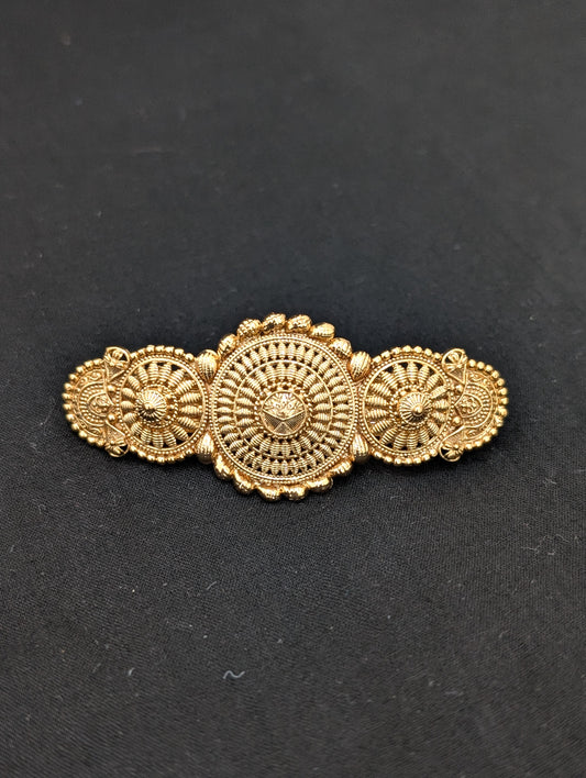 3 Round Flower design gold plated medium hair clip
