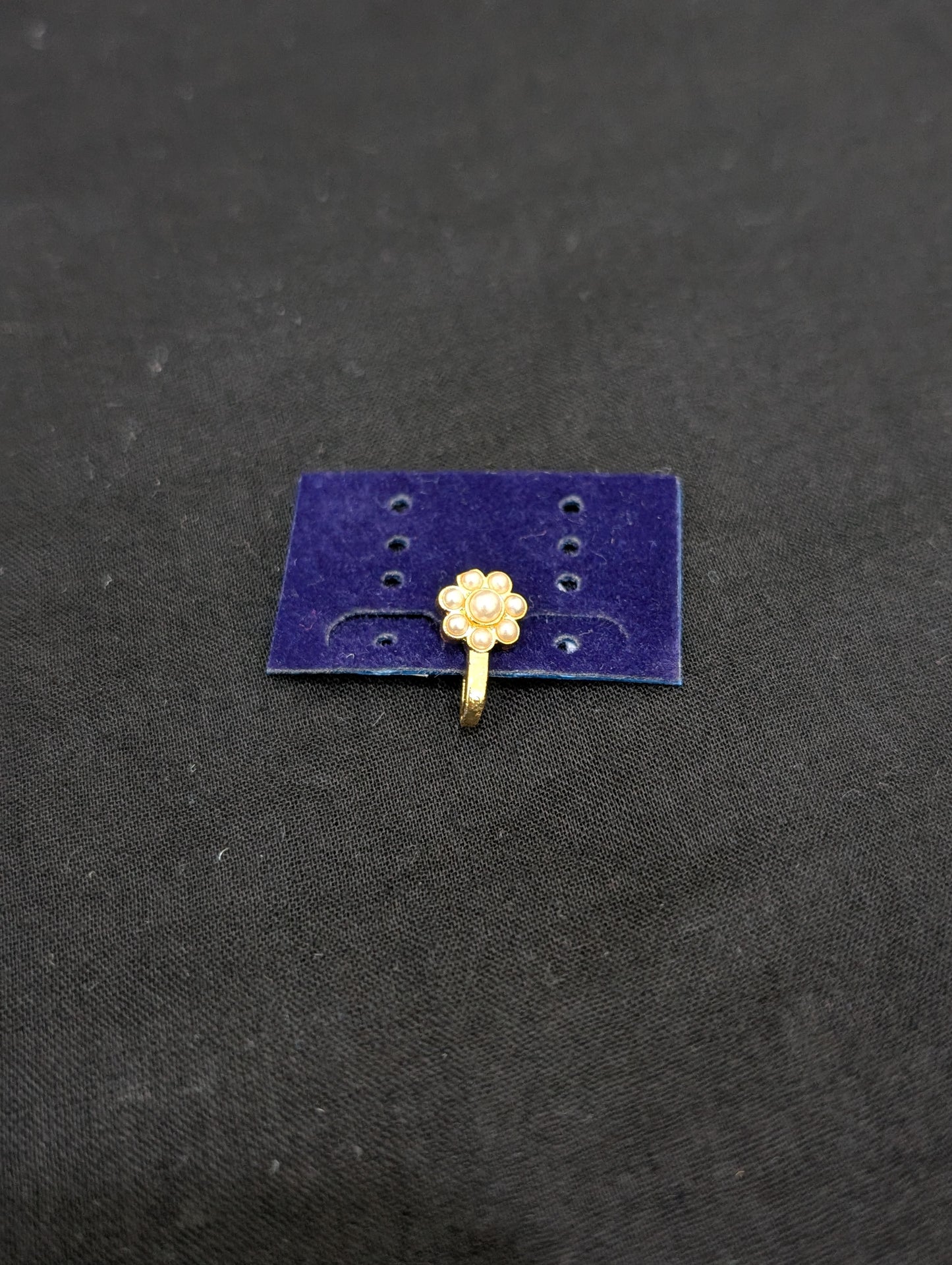 Pearl Flower design Small Indian Nose Pin