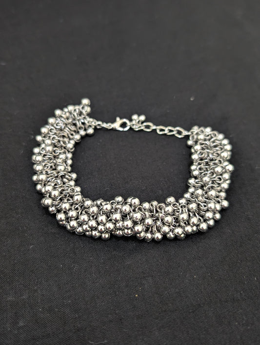 Silver ball bead dangle Adjustable Bracelet