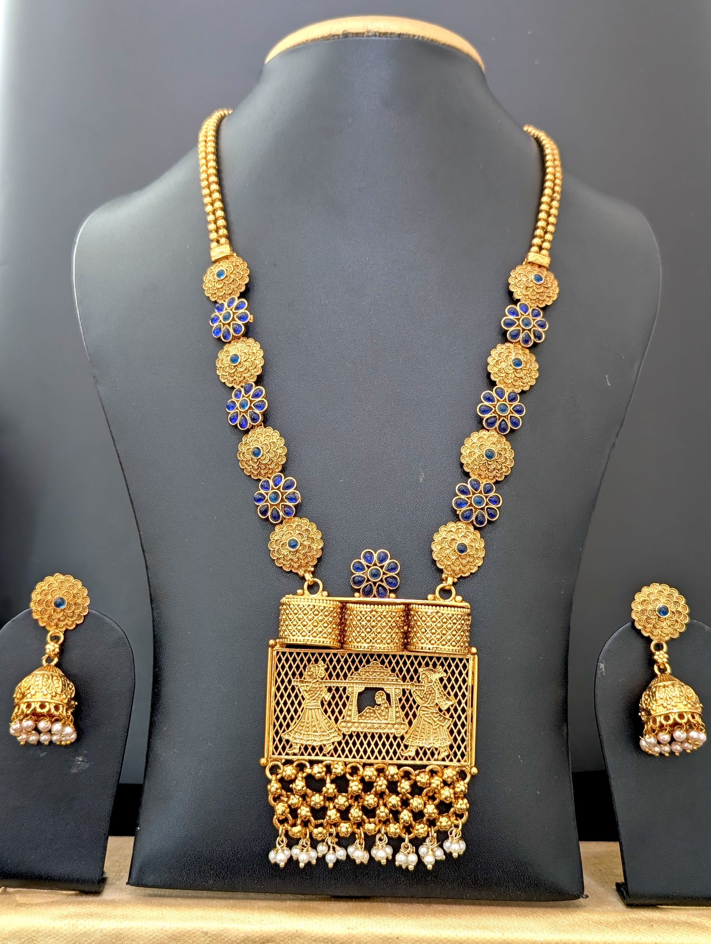 Wedding theme Pendant Long chain set