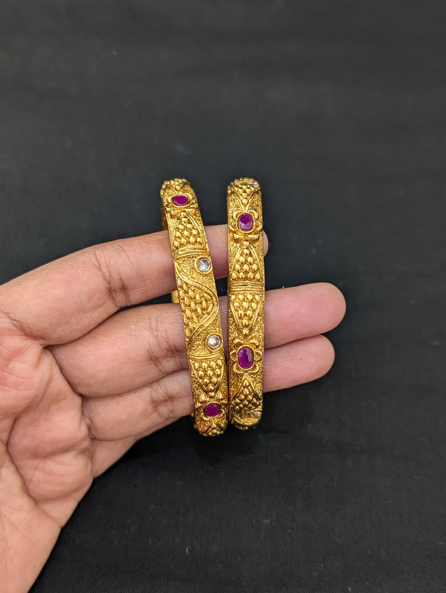 Gold plated Polki Pair bangles - D1