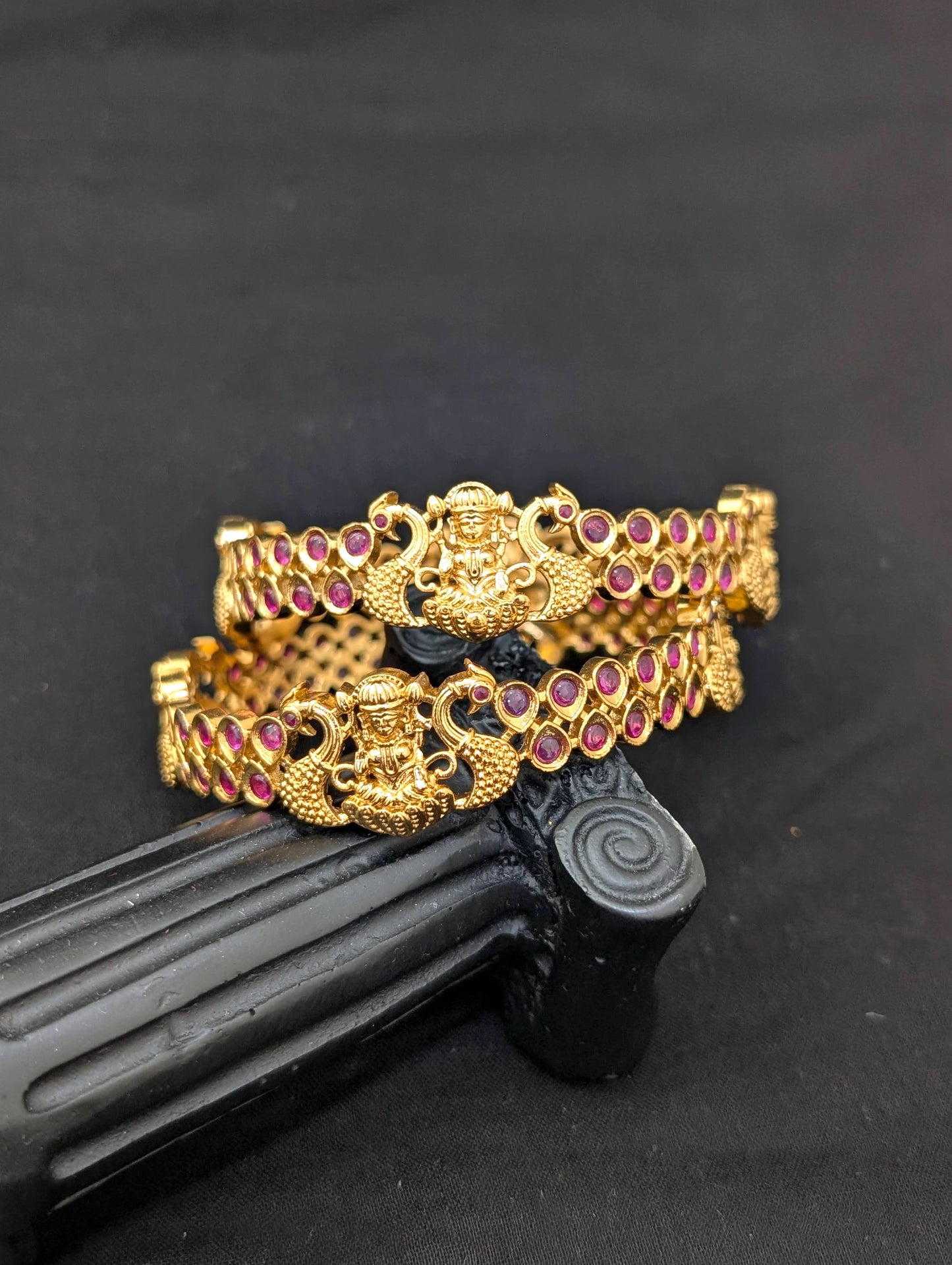 Lakshmi ji Ruby kemp Antique bangles