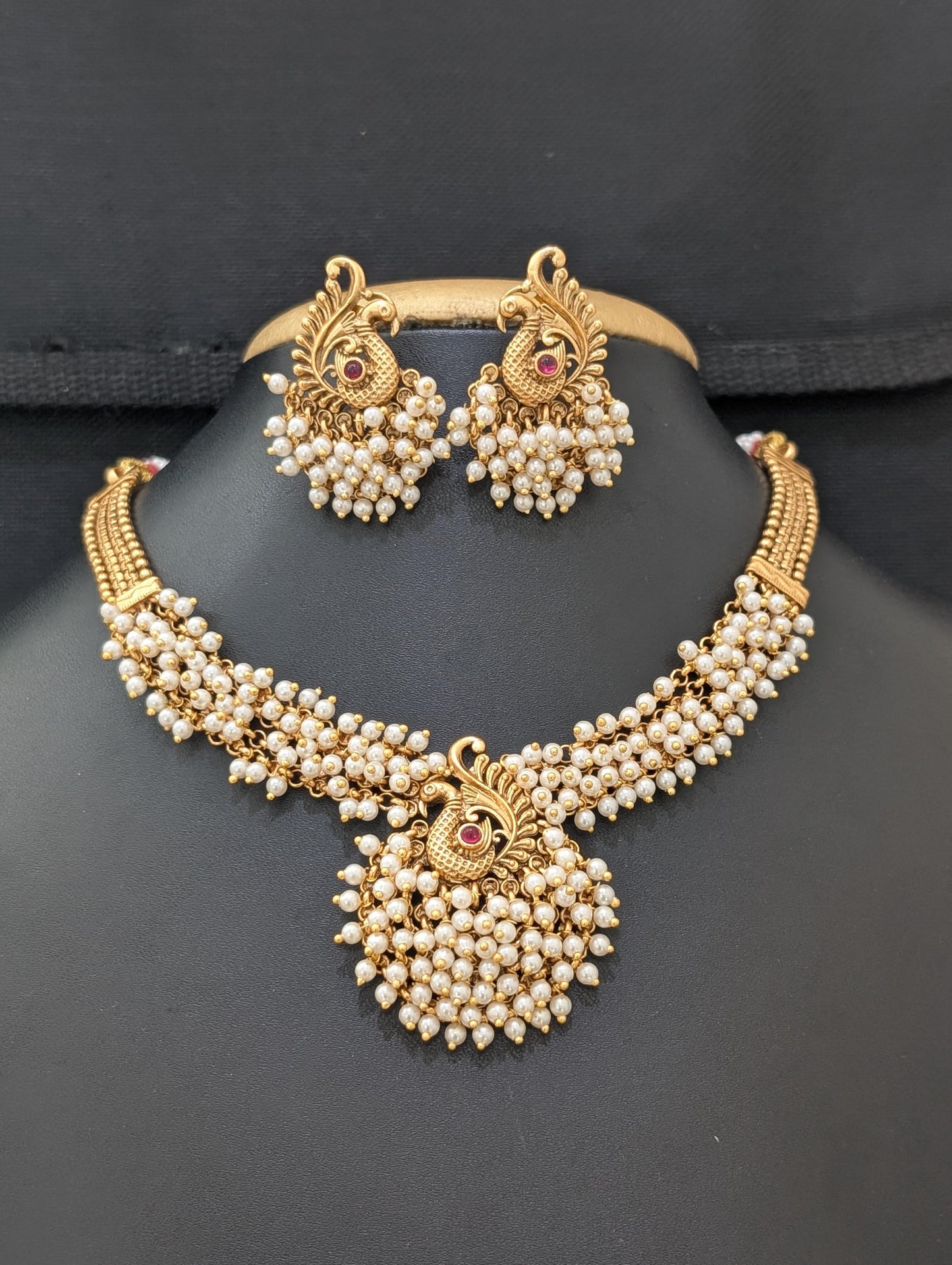 Evergreen Pearl bead Peacock Choker Necklace set
