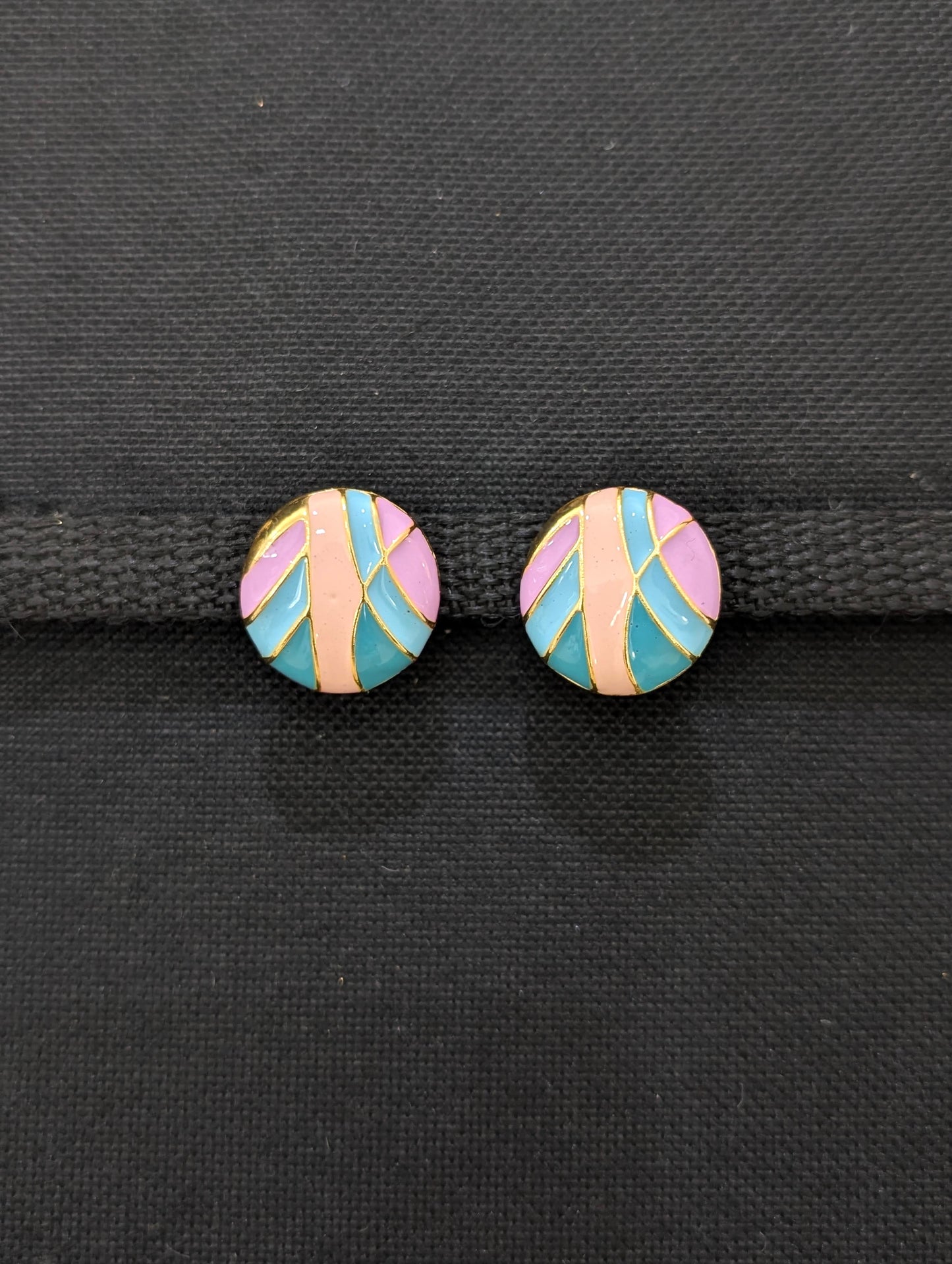 Enamel Oval Design Stud Earrings