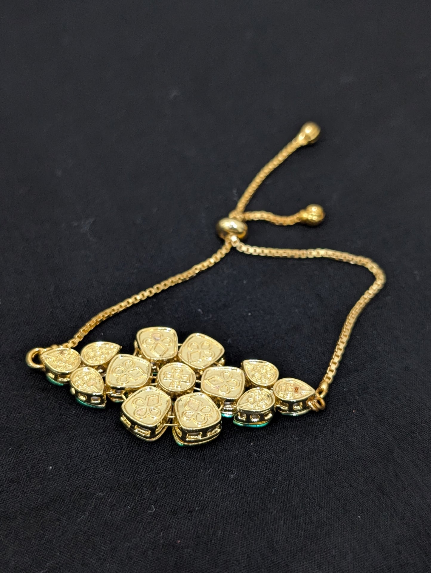 Flower Kundan Adjustable bracelet