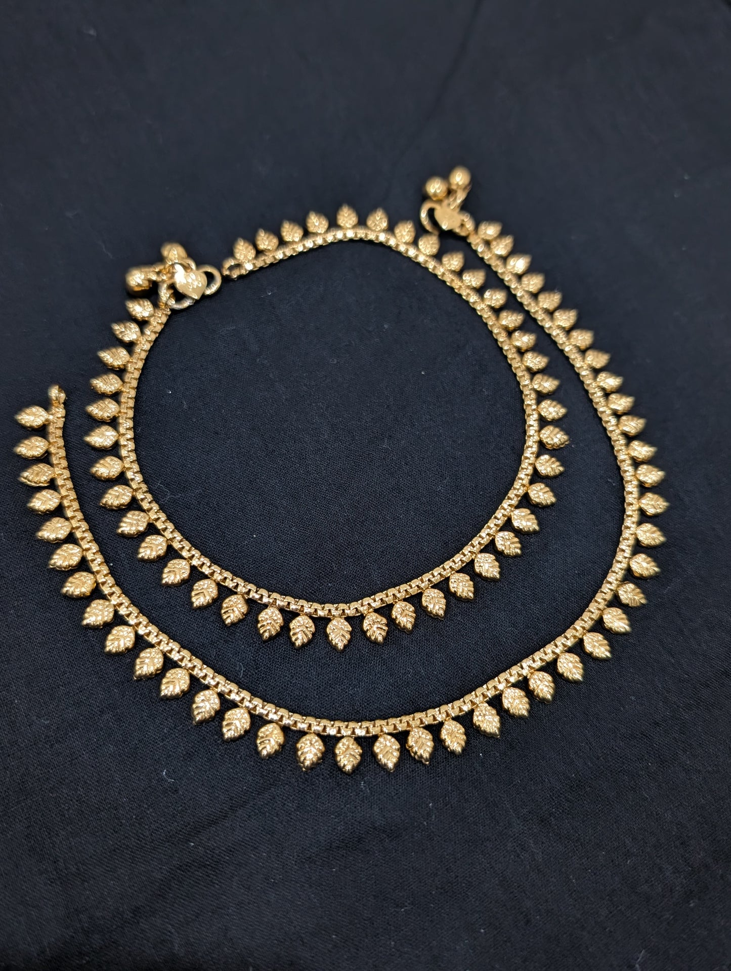 Gold plated leaf spike design Anklets