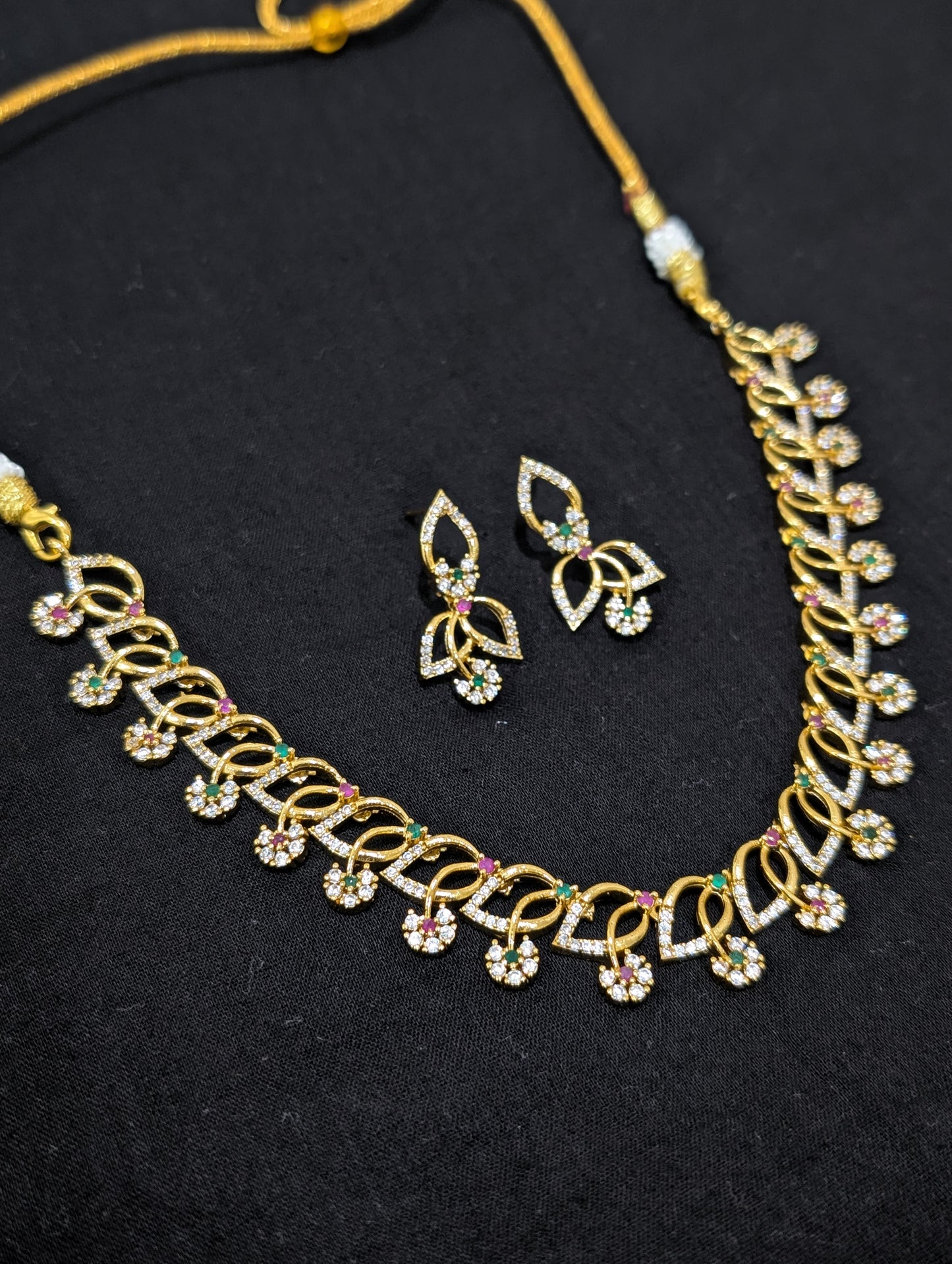 Antique Unique Leafy CZ Choker Necklace set
