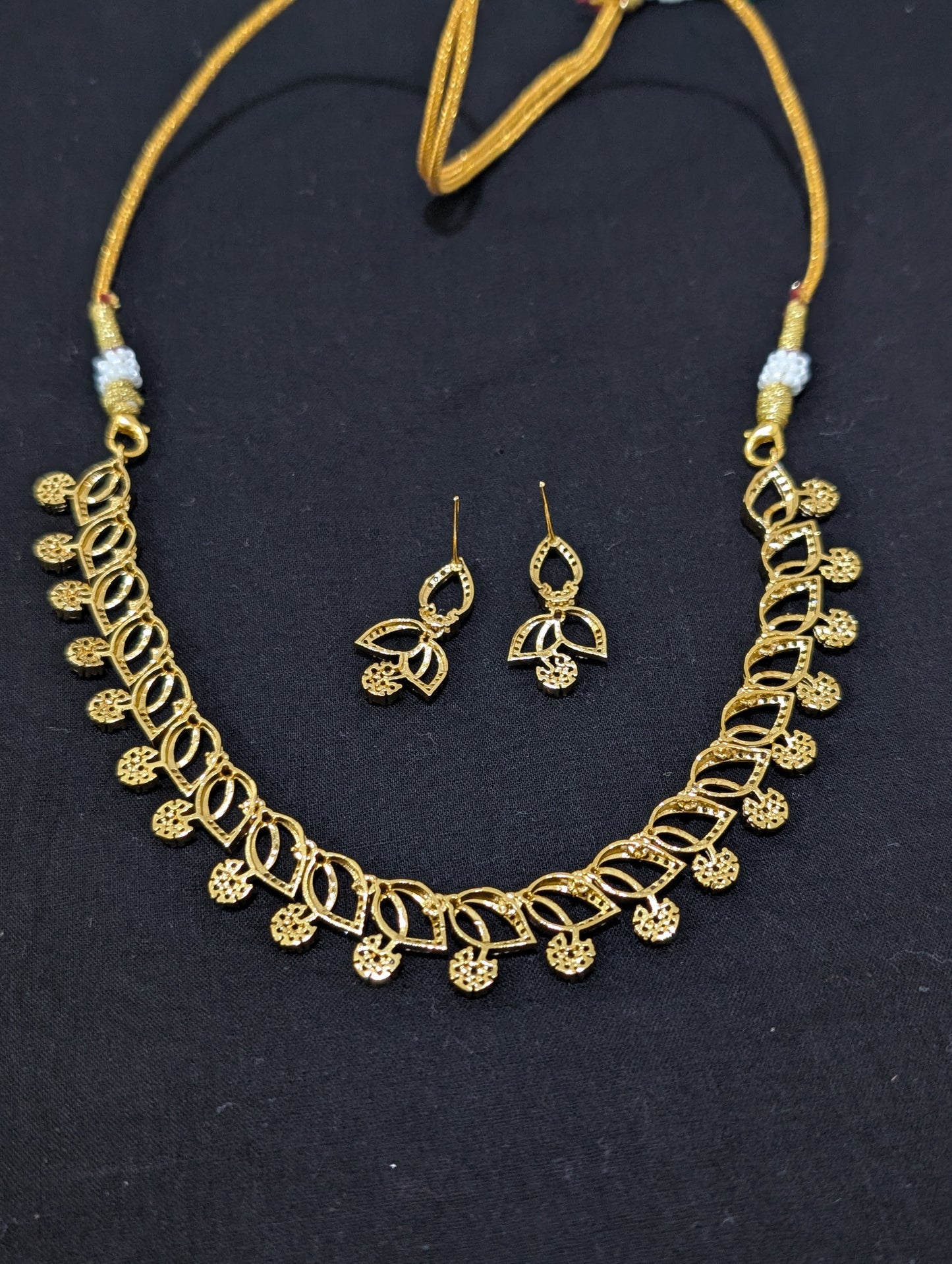 Antique Unique Leafy CZ Choker Necklace set
