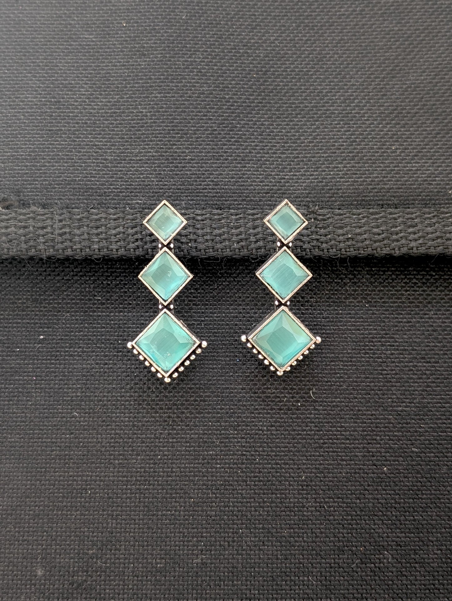Oxidized silver diamond shape stud earrings