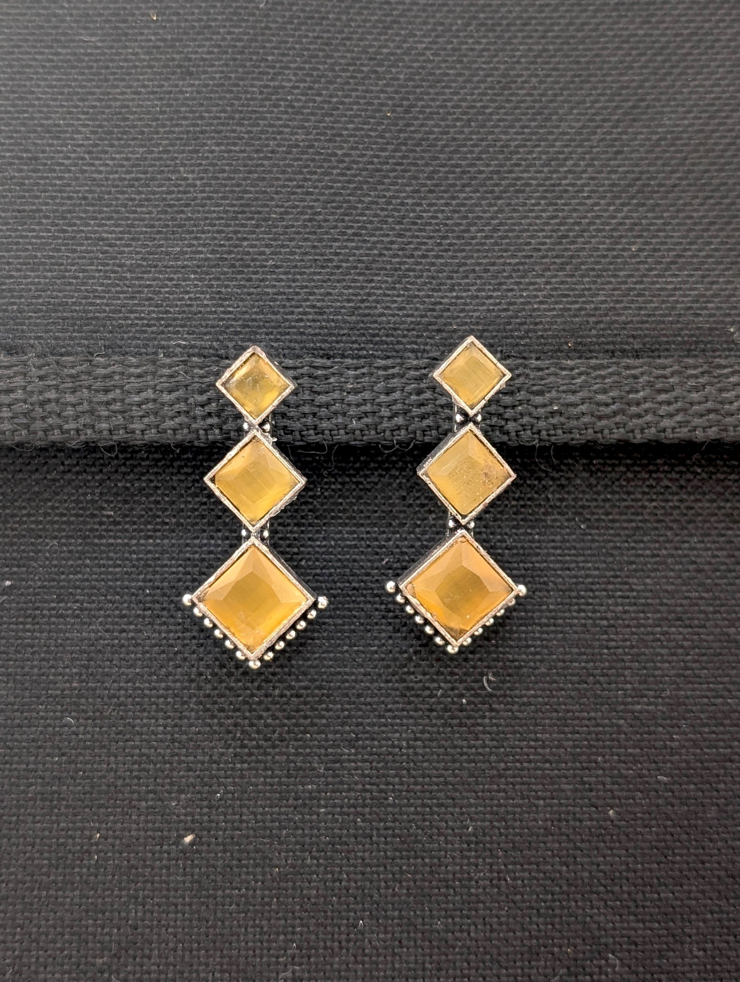 Oxidized silver diamond shape stud earrings