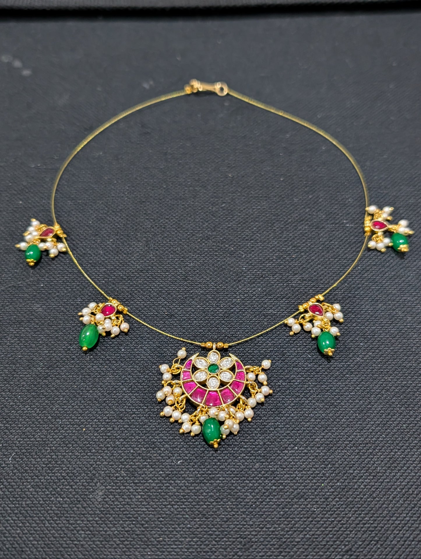 Jadau Kundan Minimalistic Choker Necklace