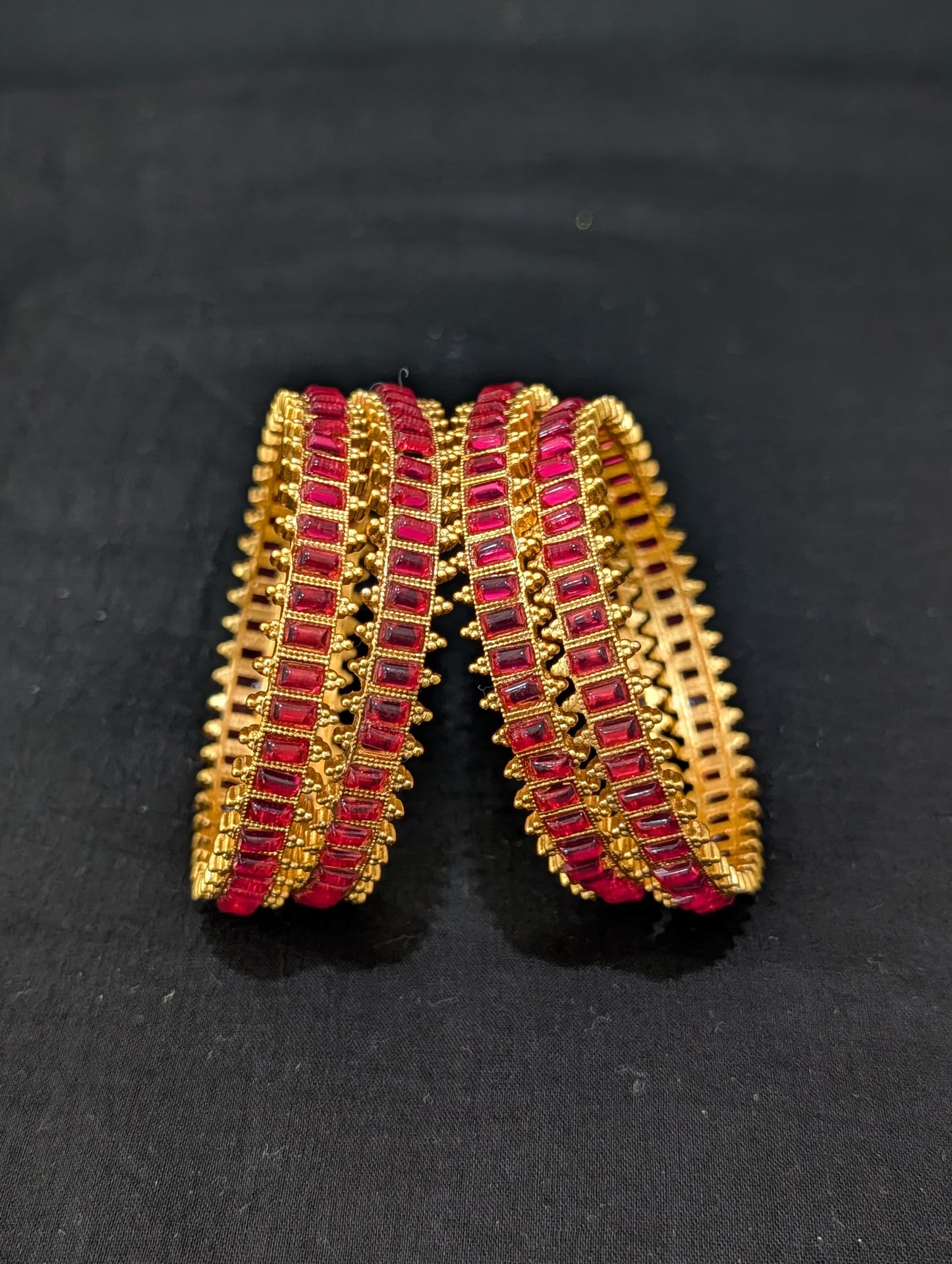 Rectangle kemp Traditional bangles - Set of 4