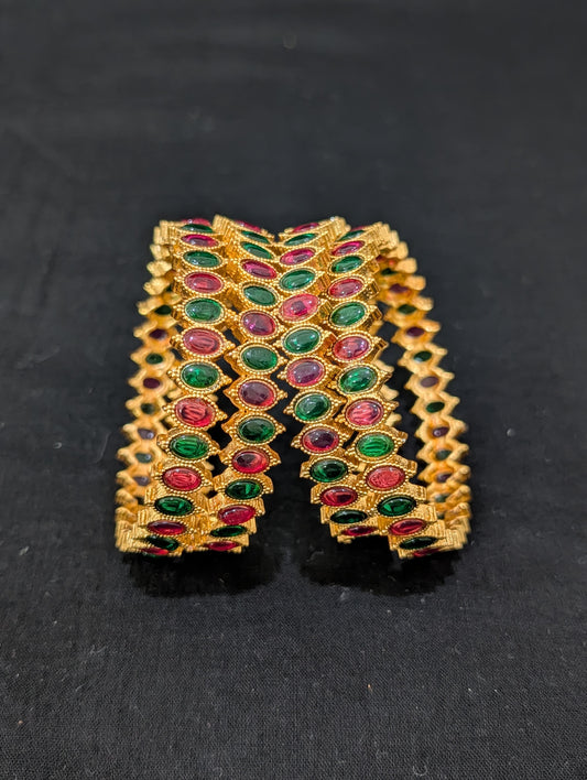 Oval kemp Traditional bangles - Set of 4