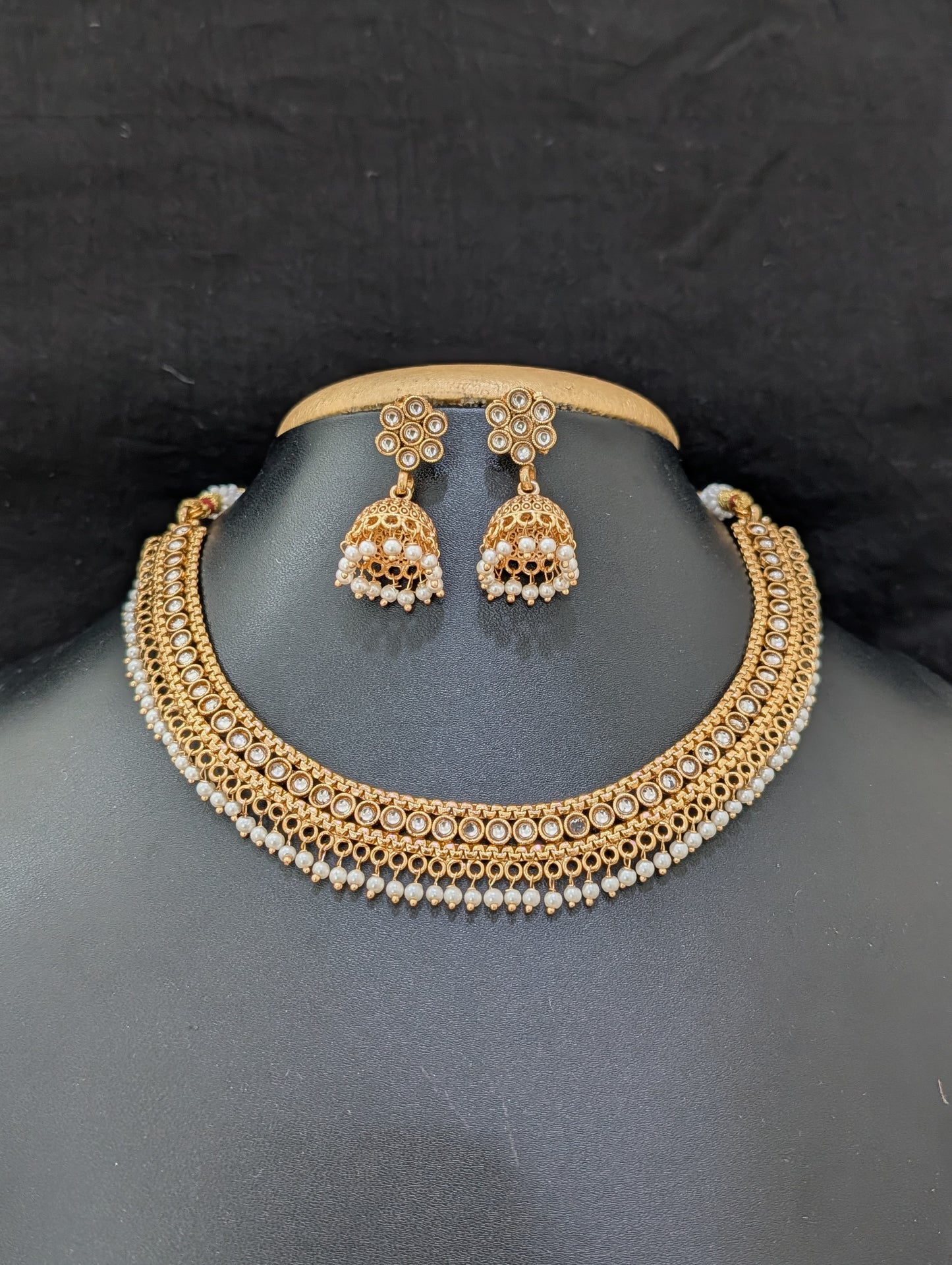 Glass Kundan Pearl Choker Necklace set