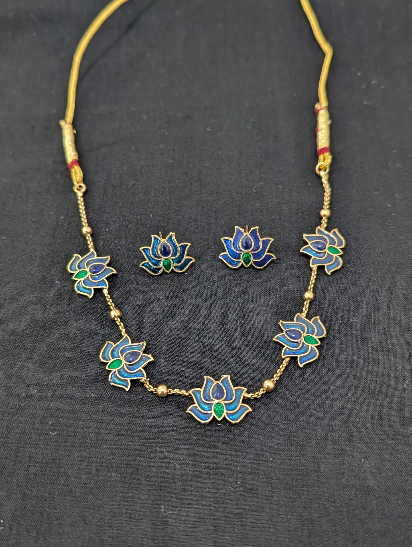 Lotus Enamel Elegant Choker Necklace set