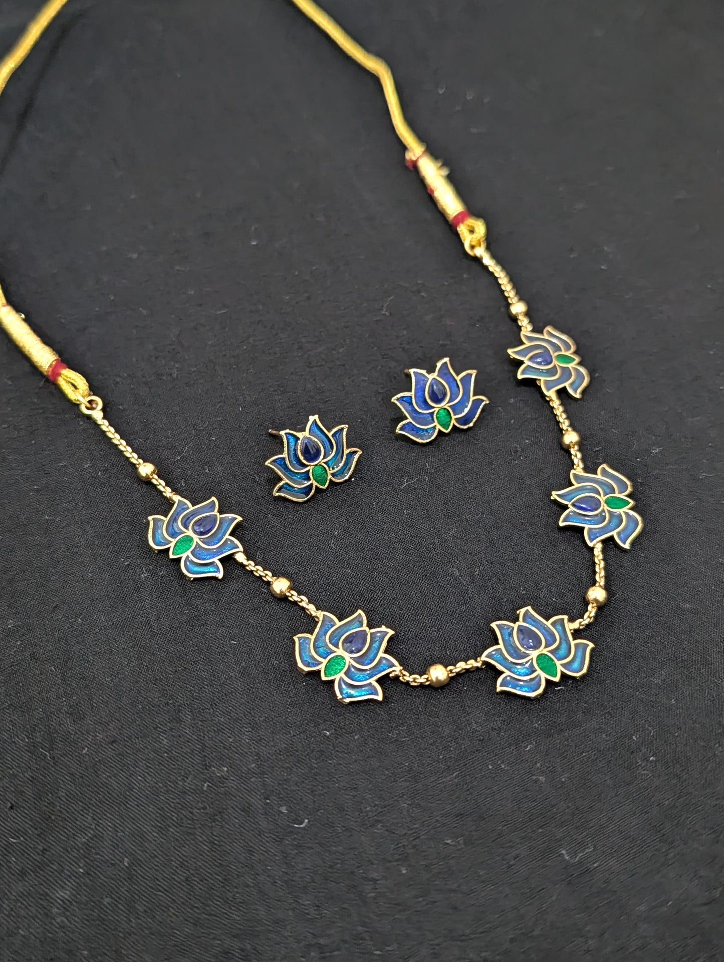 Lotus Enamel Elegant Choker Necklace set