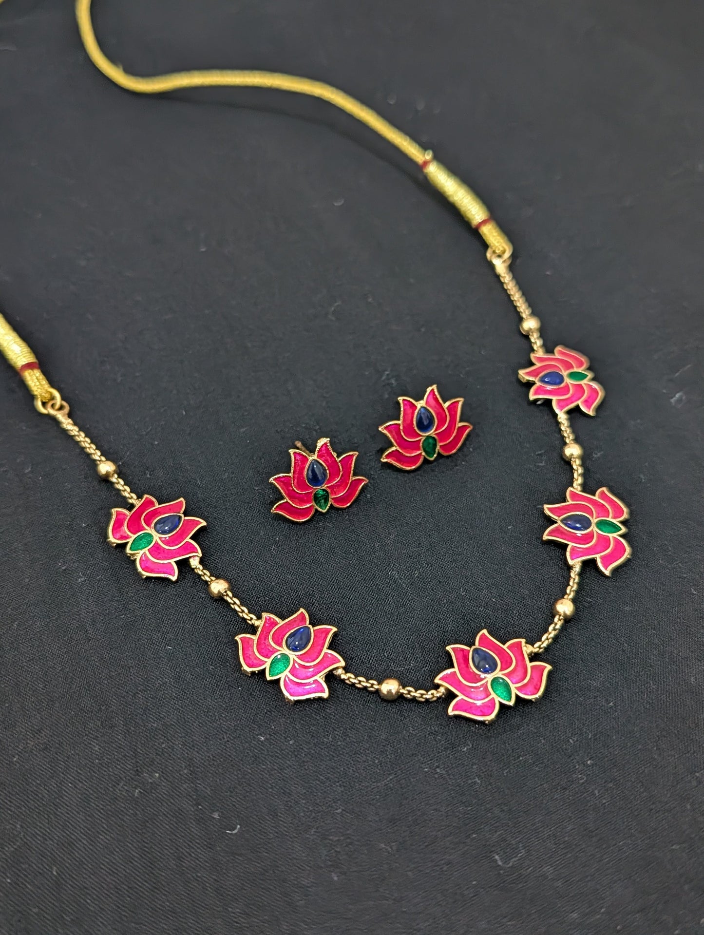 Lotus Enamel Elegant Choker Necklace set