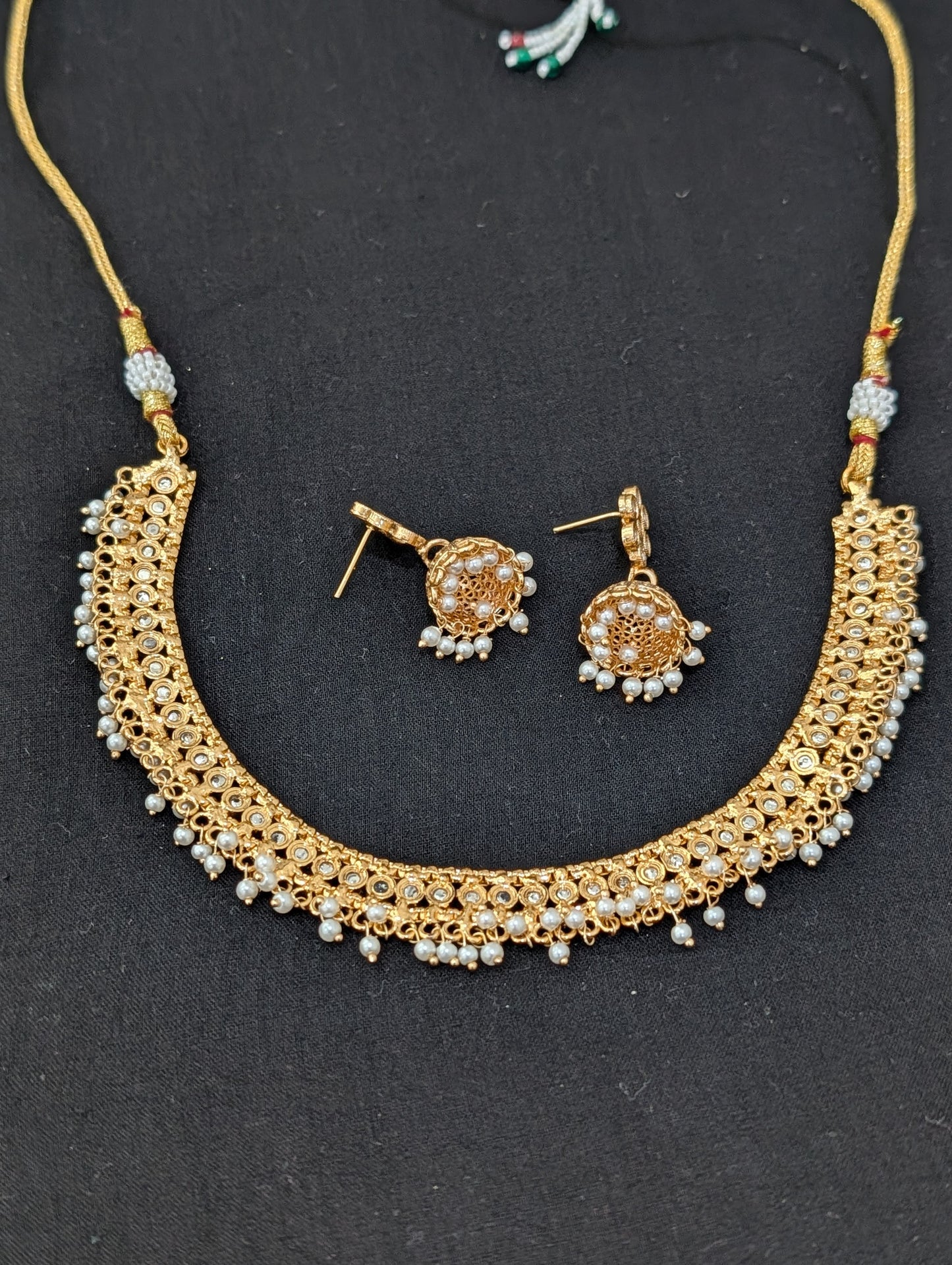 Glass Kundan Pearl Choker Necklace set