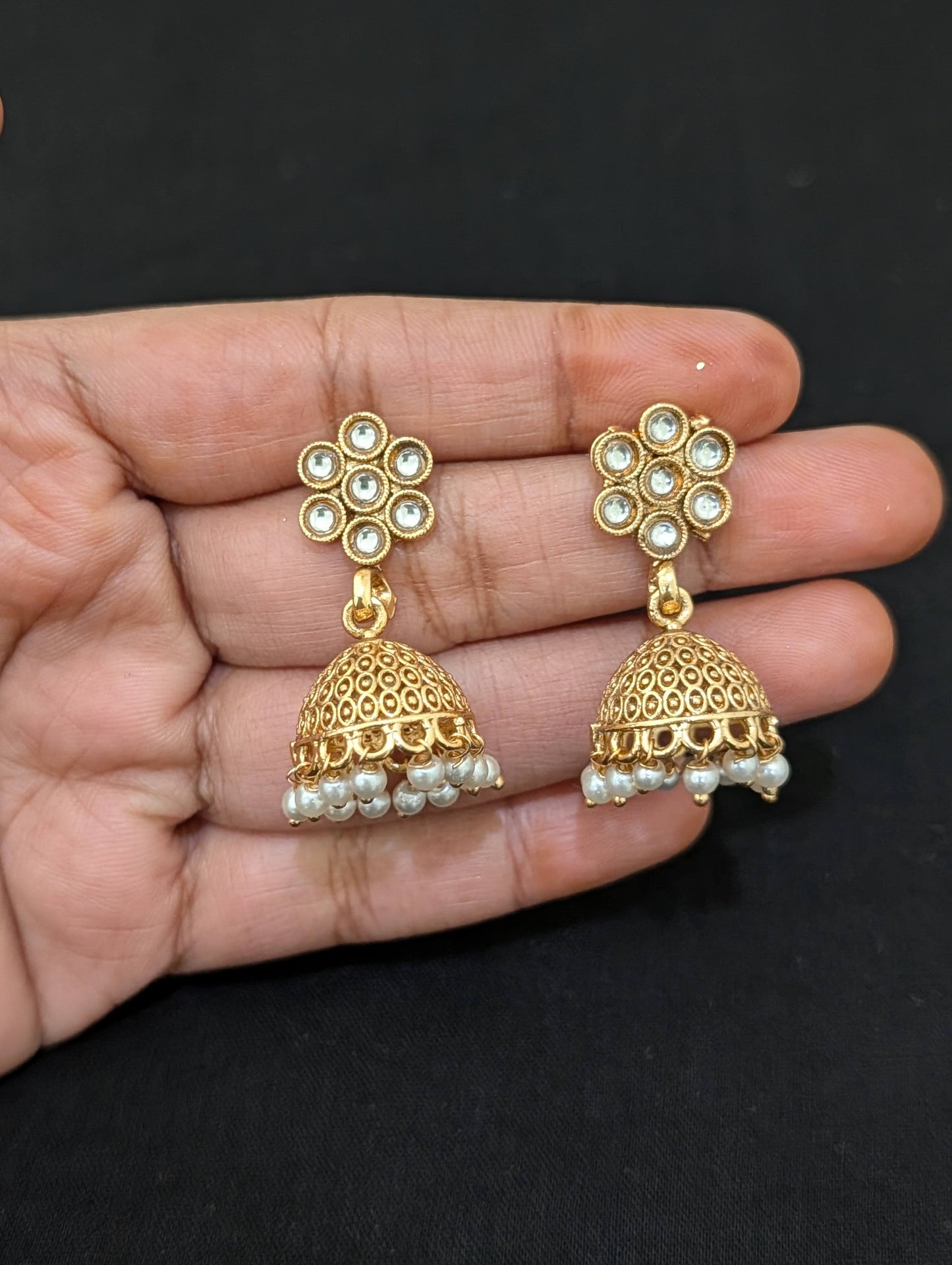 Glass Kundan Pearl Choker Necklace set