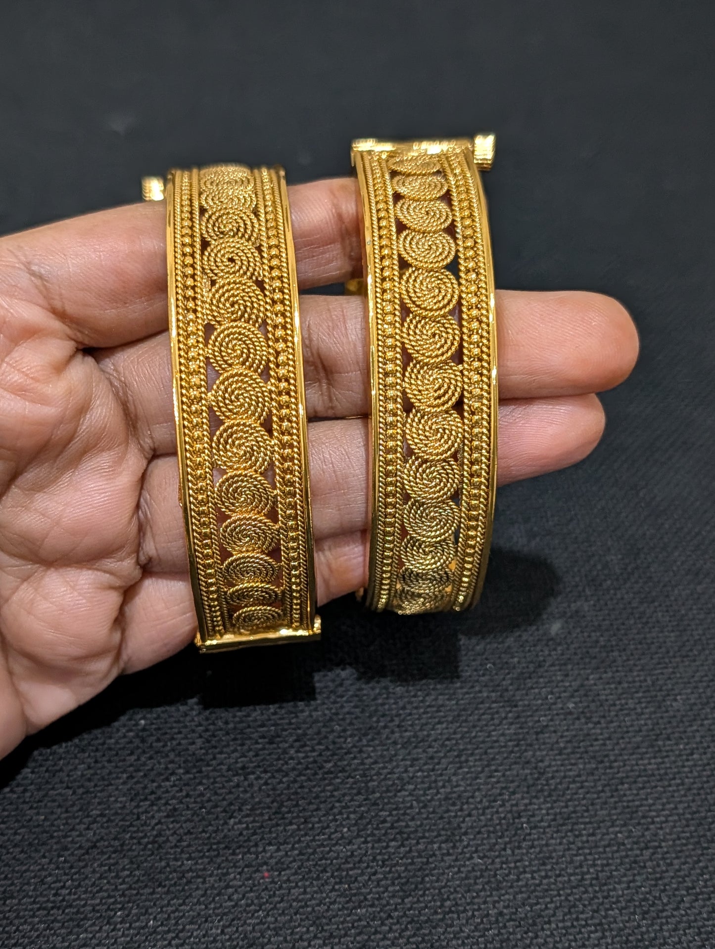 Chakri design Gold plated openable bangles
