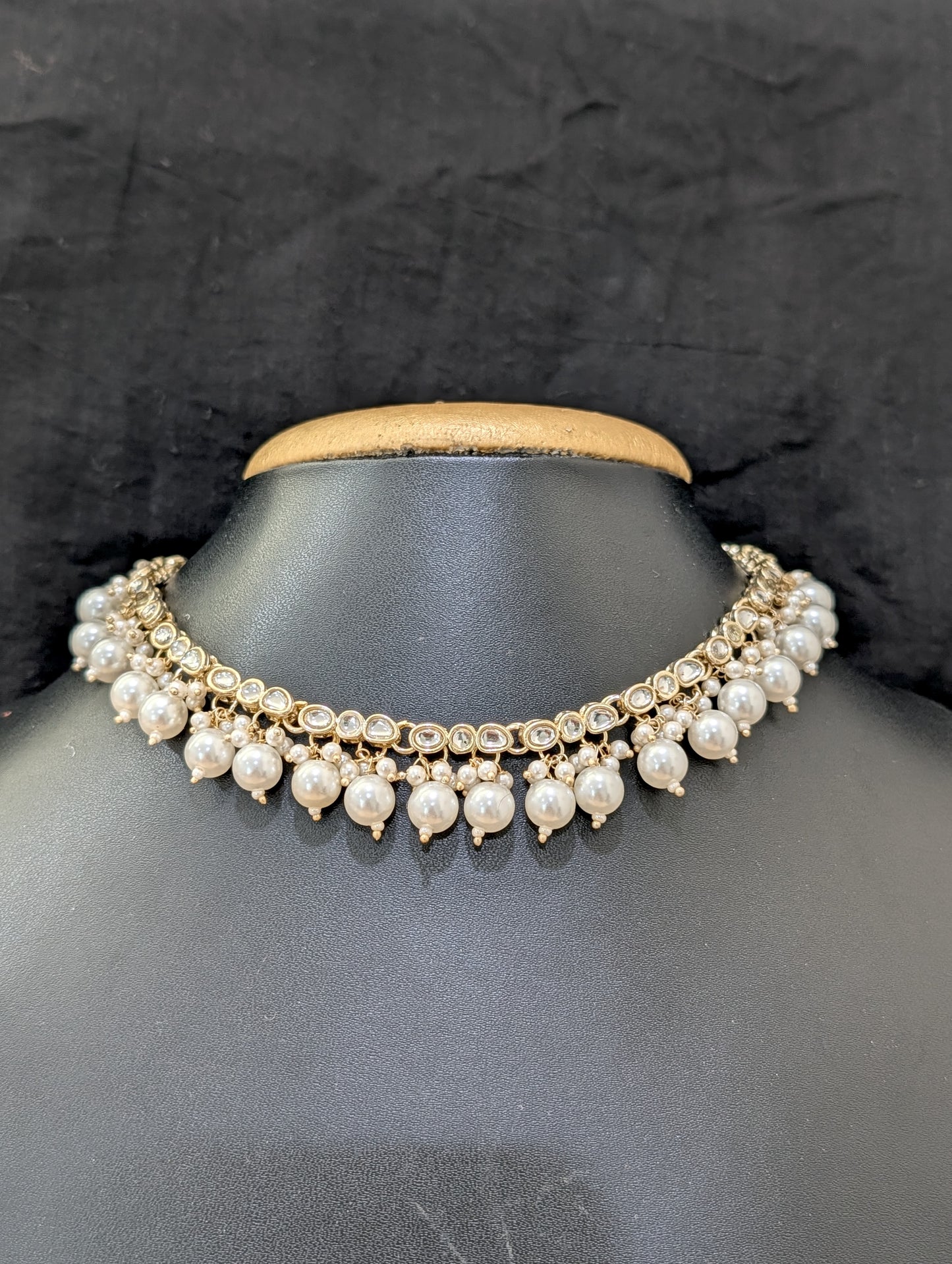Glass kundan Pearl Choker Necklace