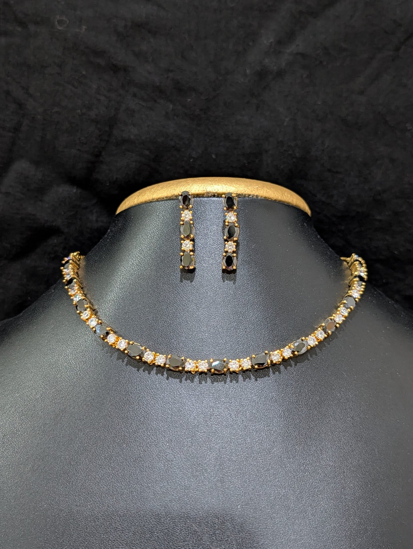 Simple CZ Choker necklace and Earrings set - Simpliful