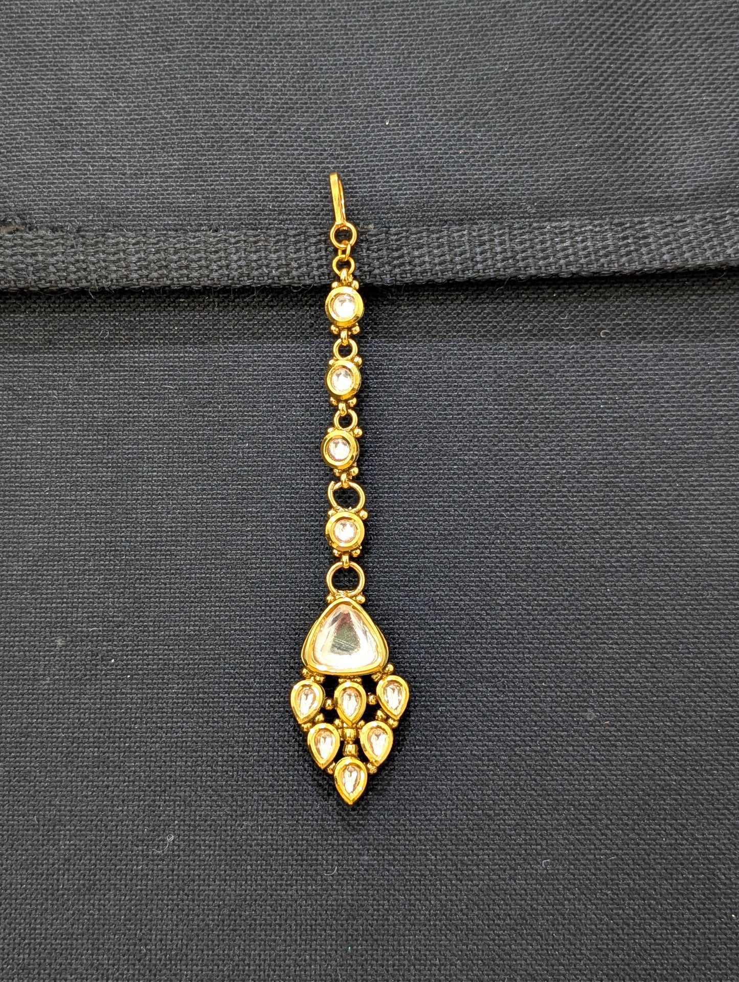 Diamond design Kundan Maang Tikka