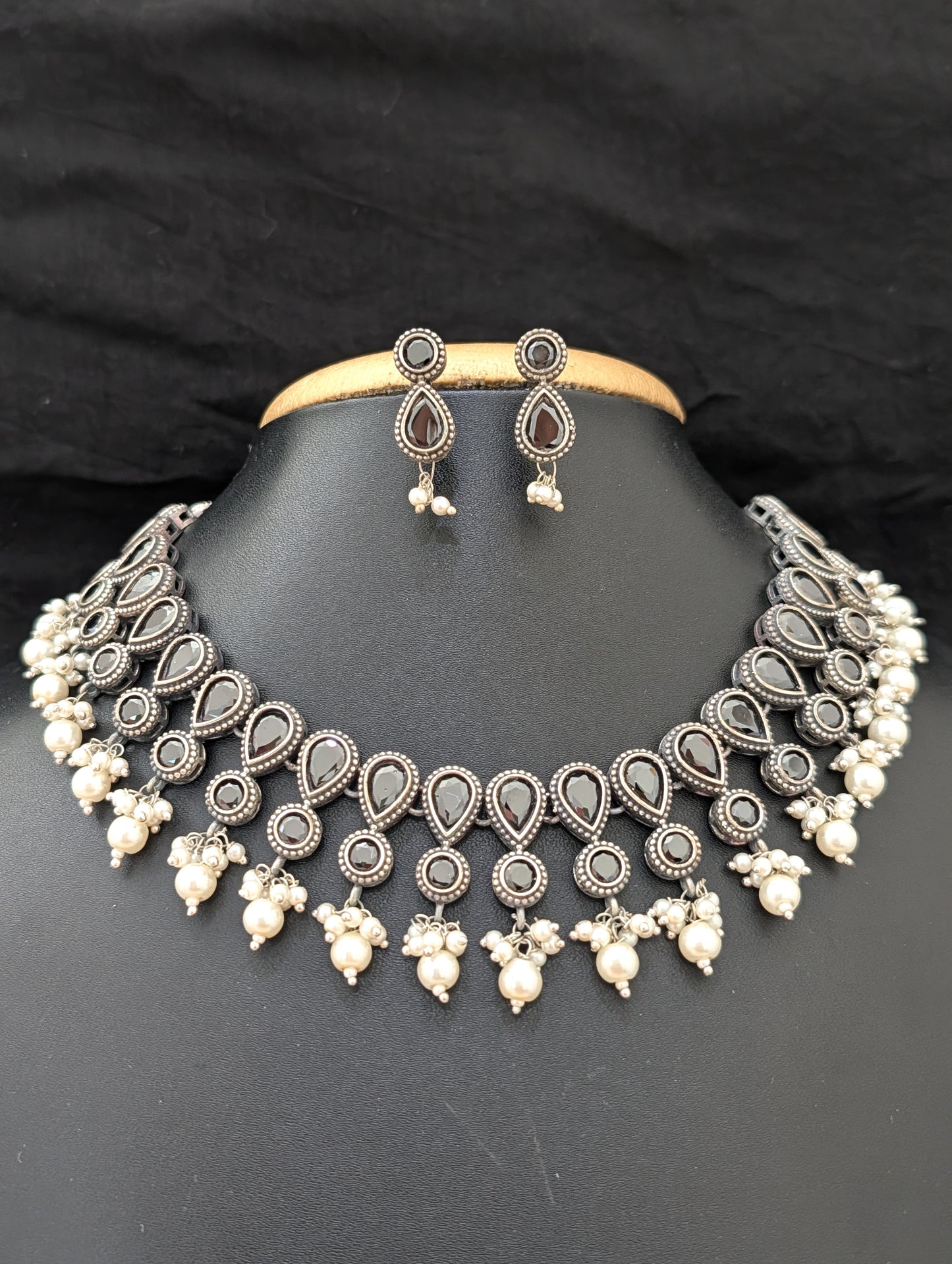 Pearl cluster dangle CZ stone German Silver Choker set - Simpliful