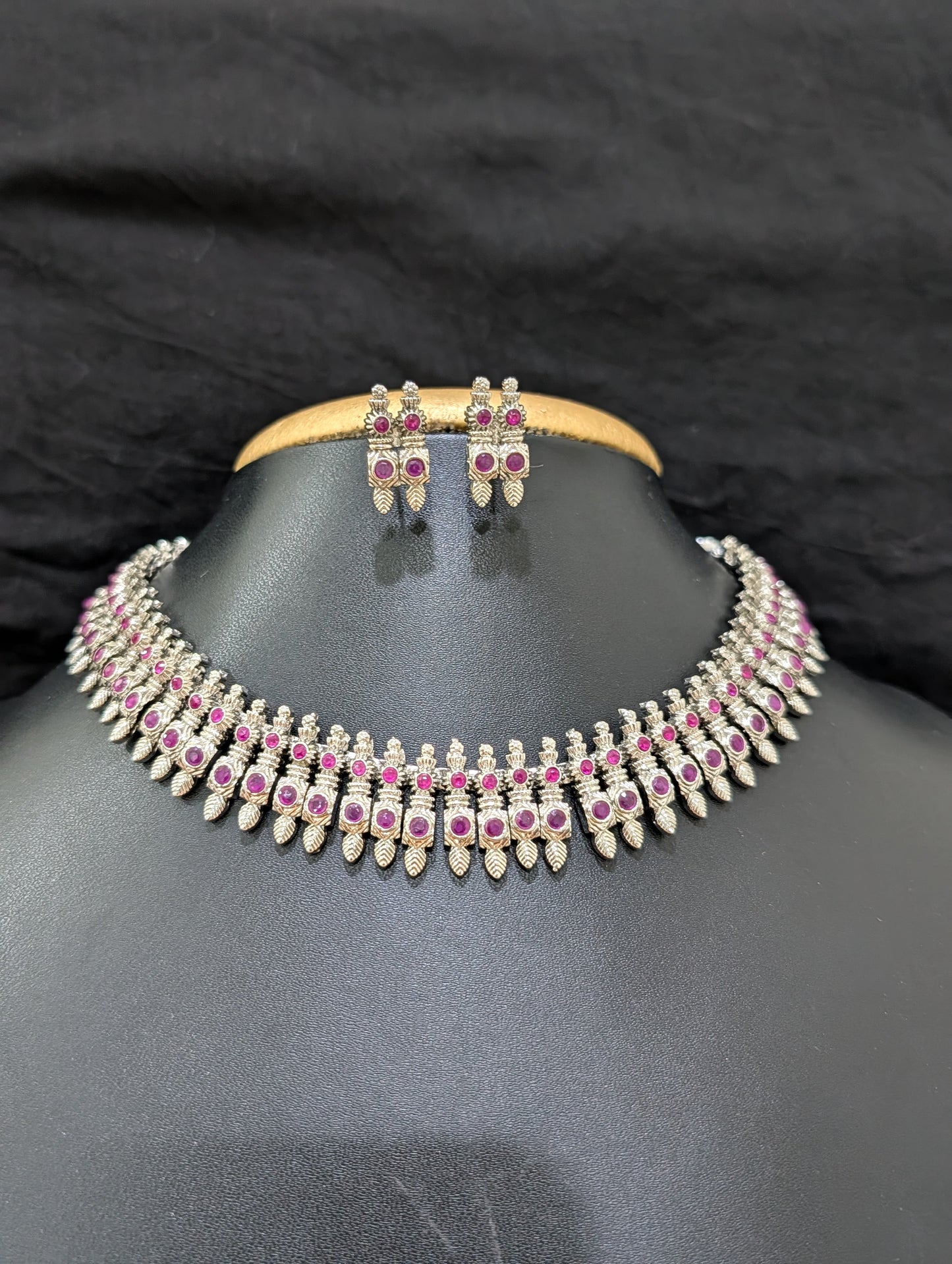 CLEARANCE SALE - Oxidized silver Choker Necklace and Earrings set - Simpliful