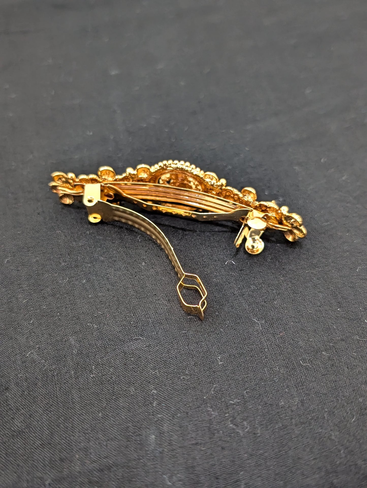 Lord Ganesh gold plated hair clip - Simpliful