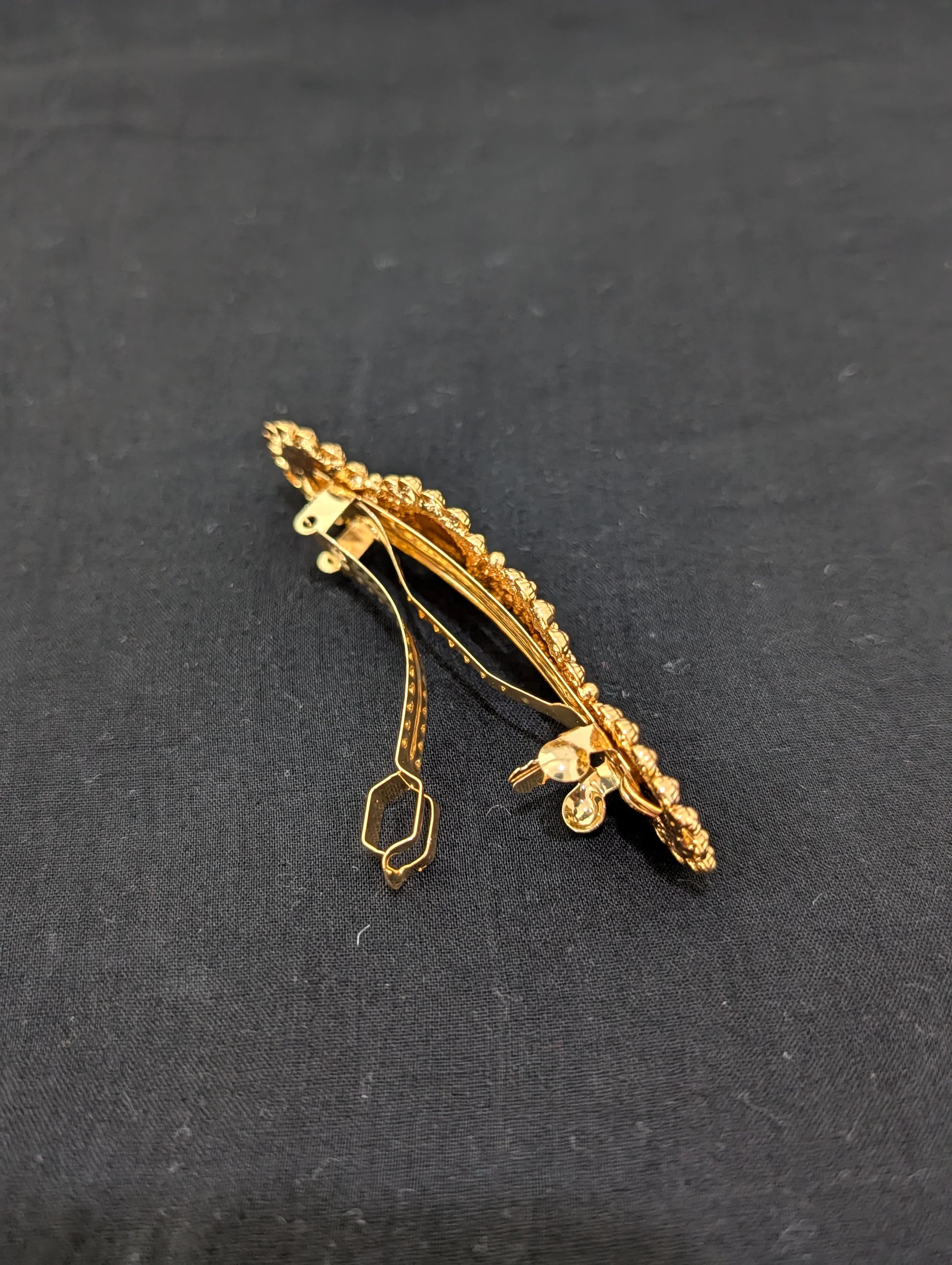 Lakshmi ji design gold plated hair clip - D1 - Simpliful
