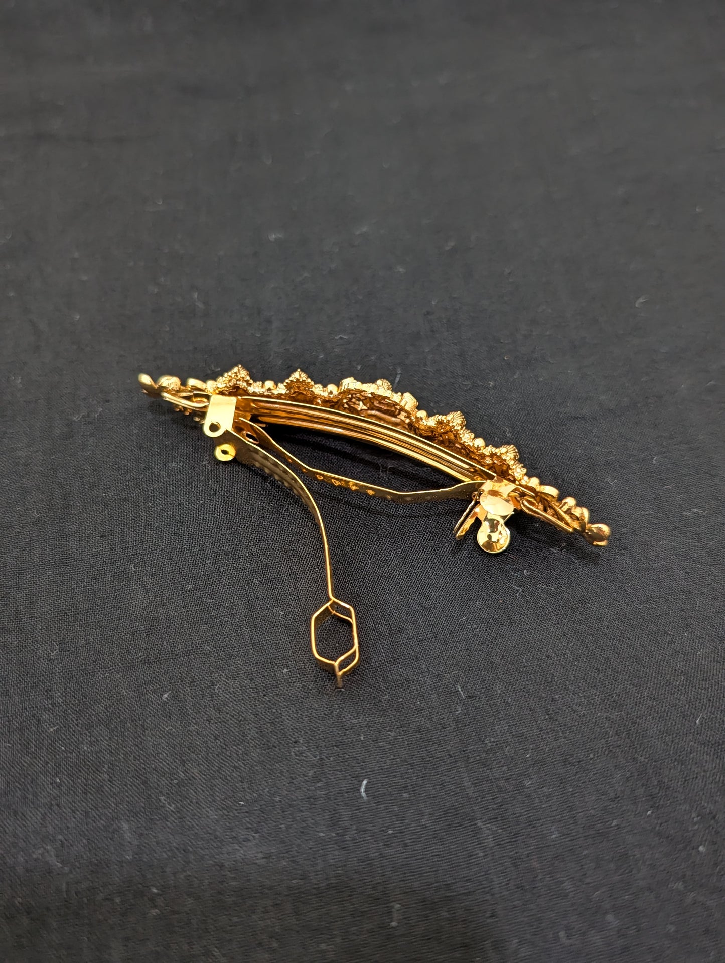 Lakshmi ji design gold plated hair clip - D2 - Simpliful