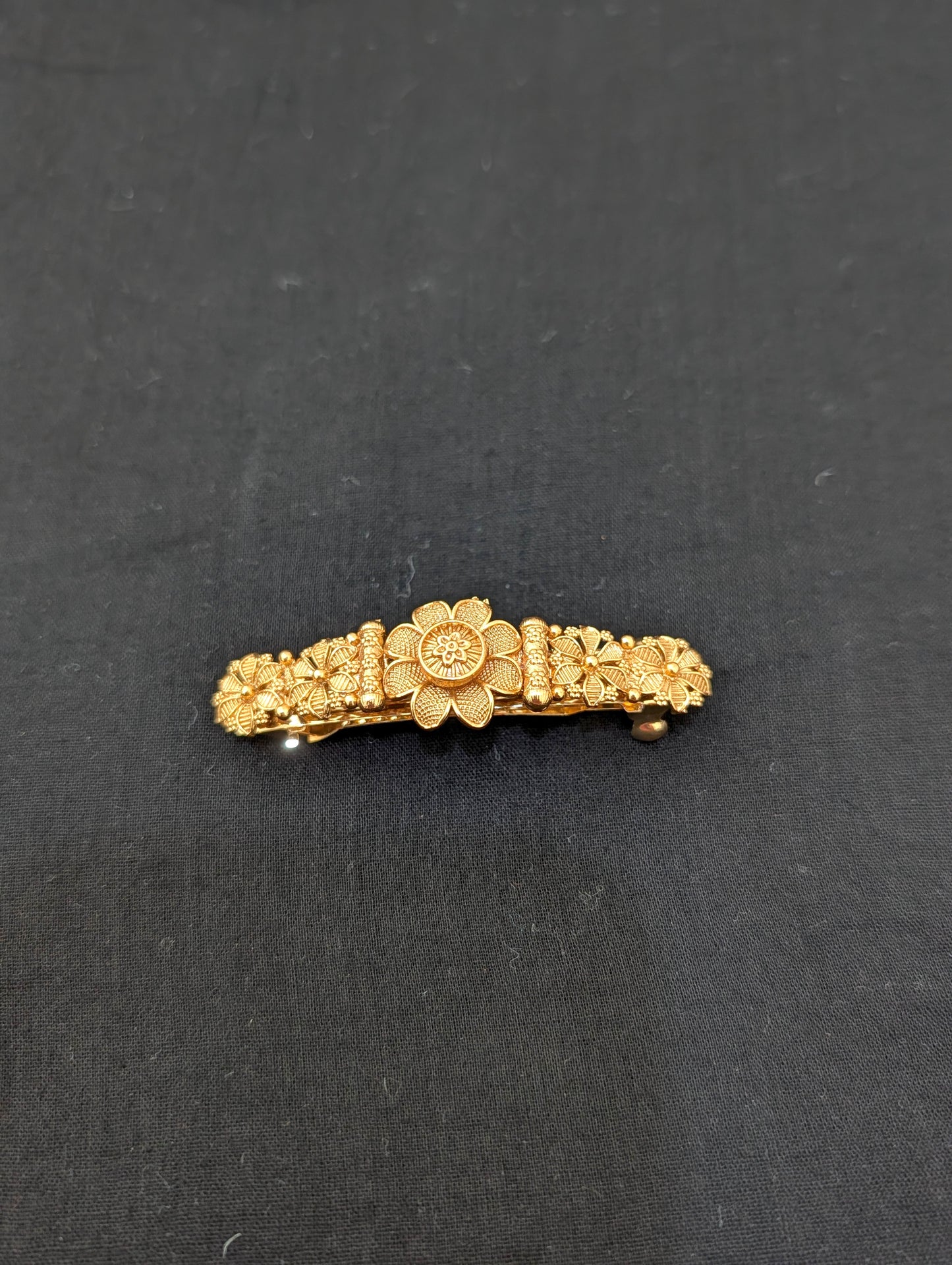 Flower design gold plated Mini hair clip