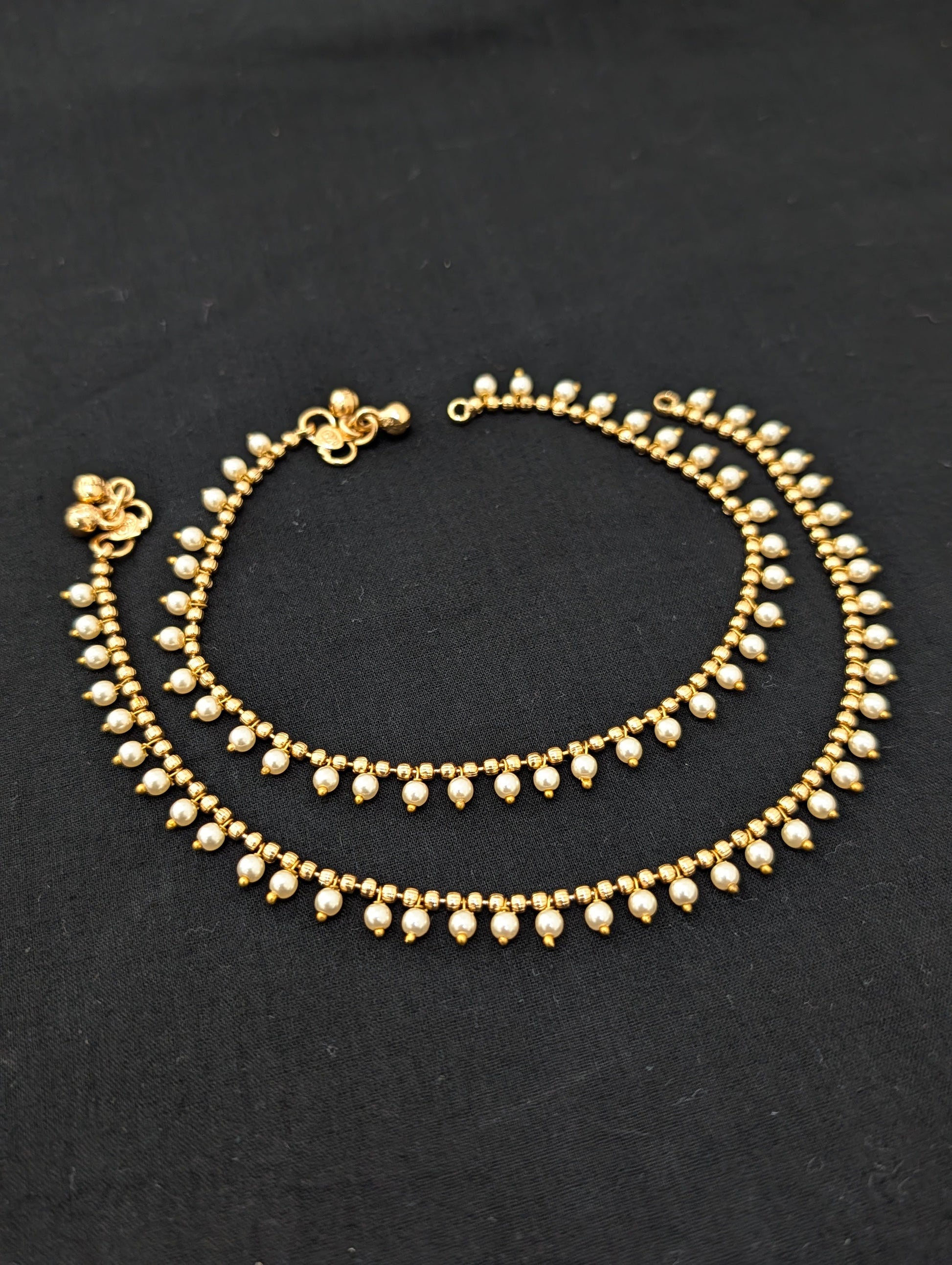 Gold plated single pearl dangle Anklets - Simpliful