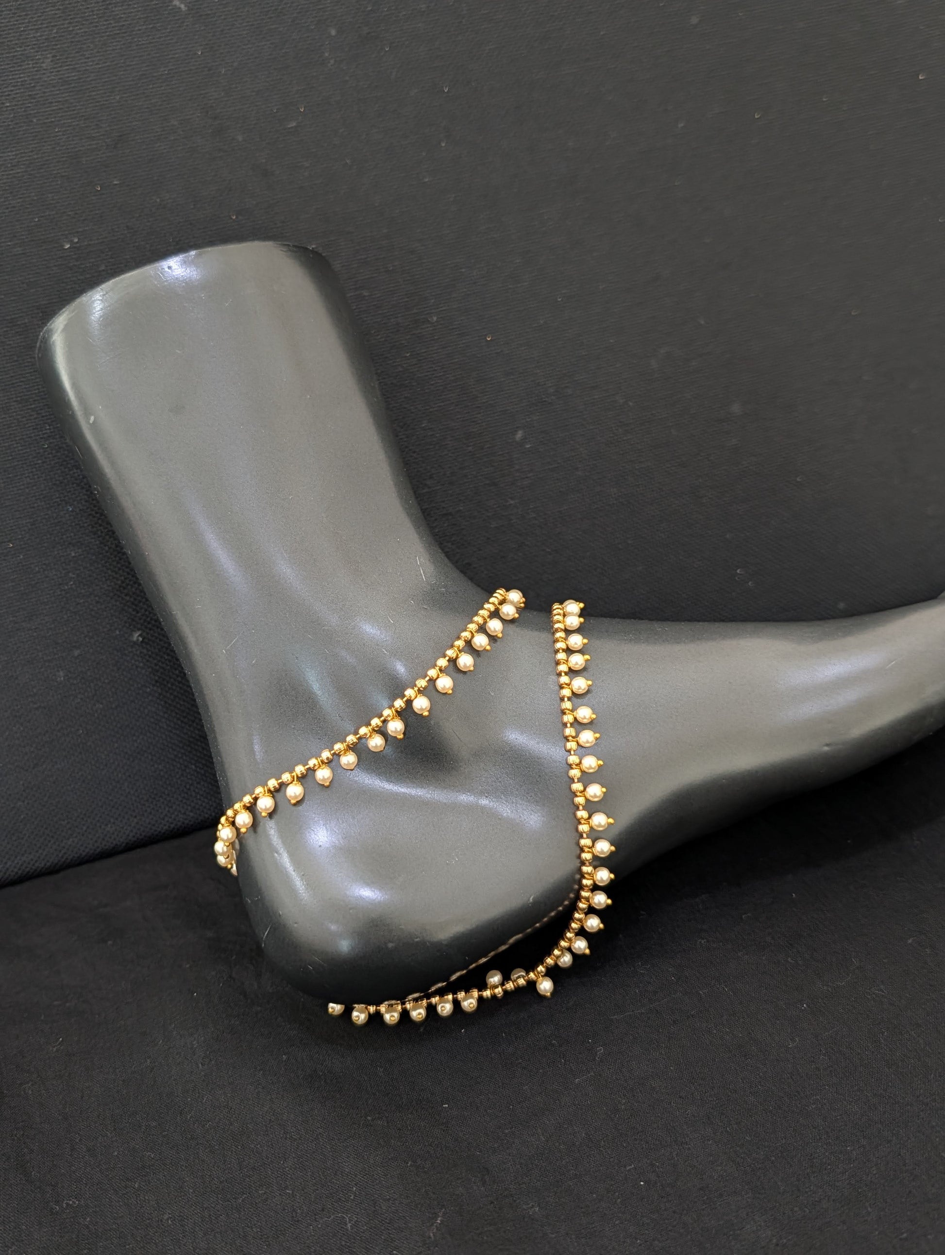 Gold plated single pearl dangle Anklets - Simpliful