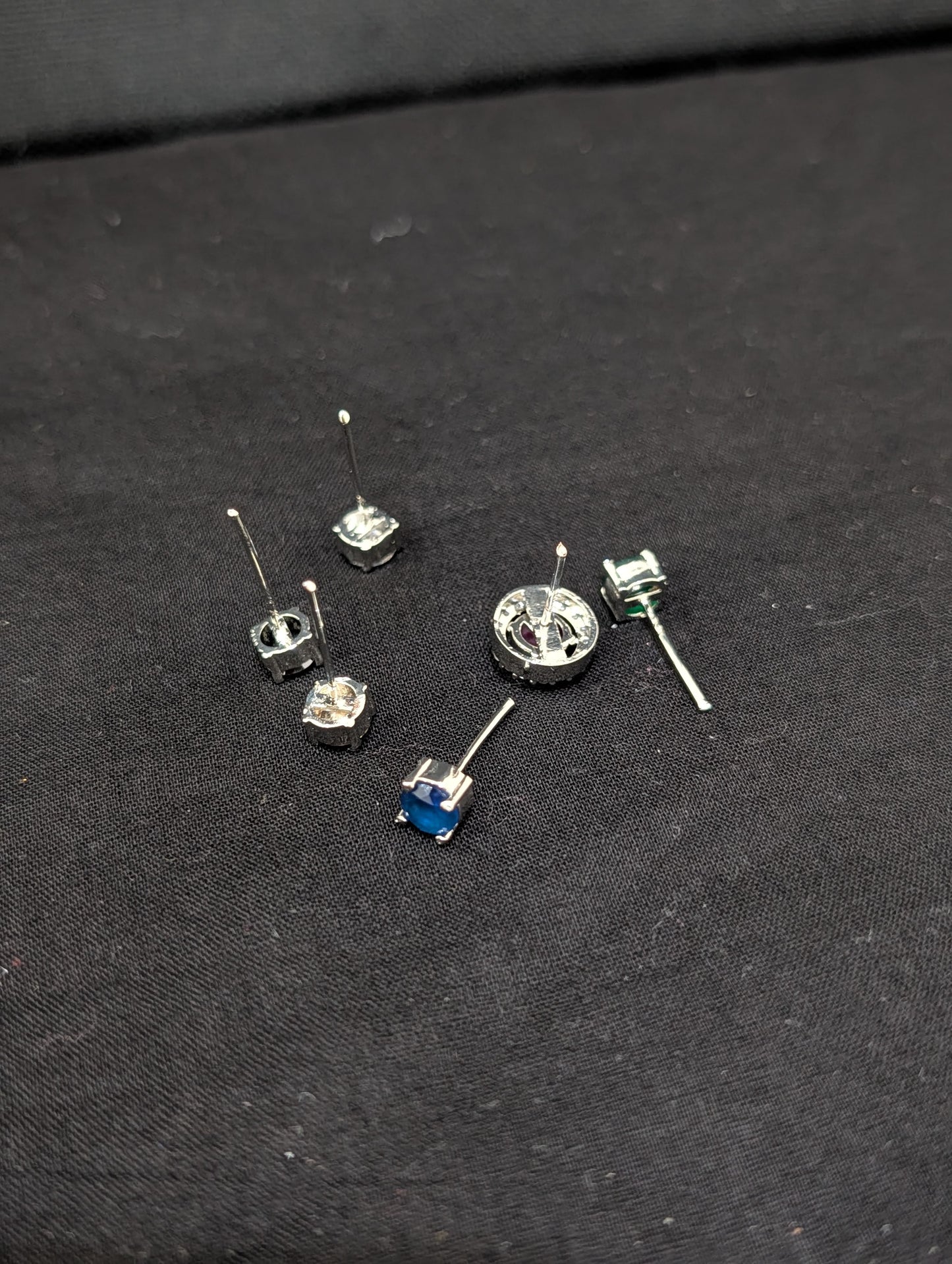 6 colors changeable - Round CZ Stud Earrings - Simpliful