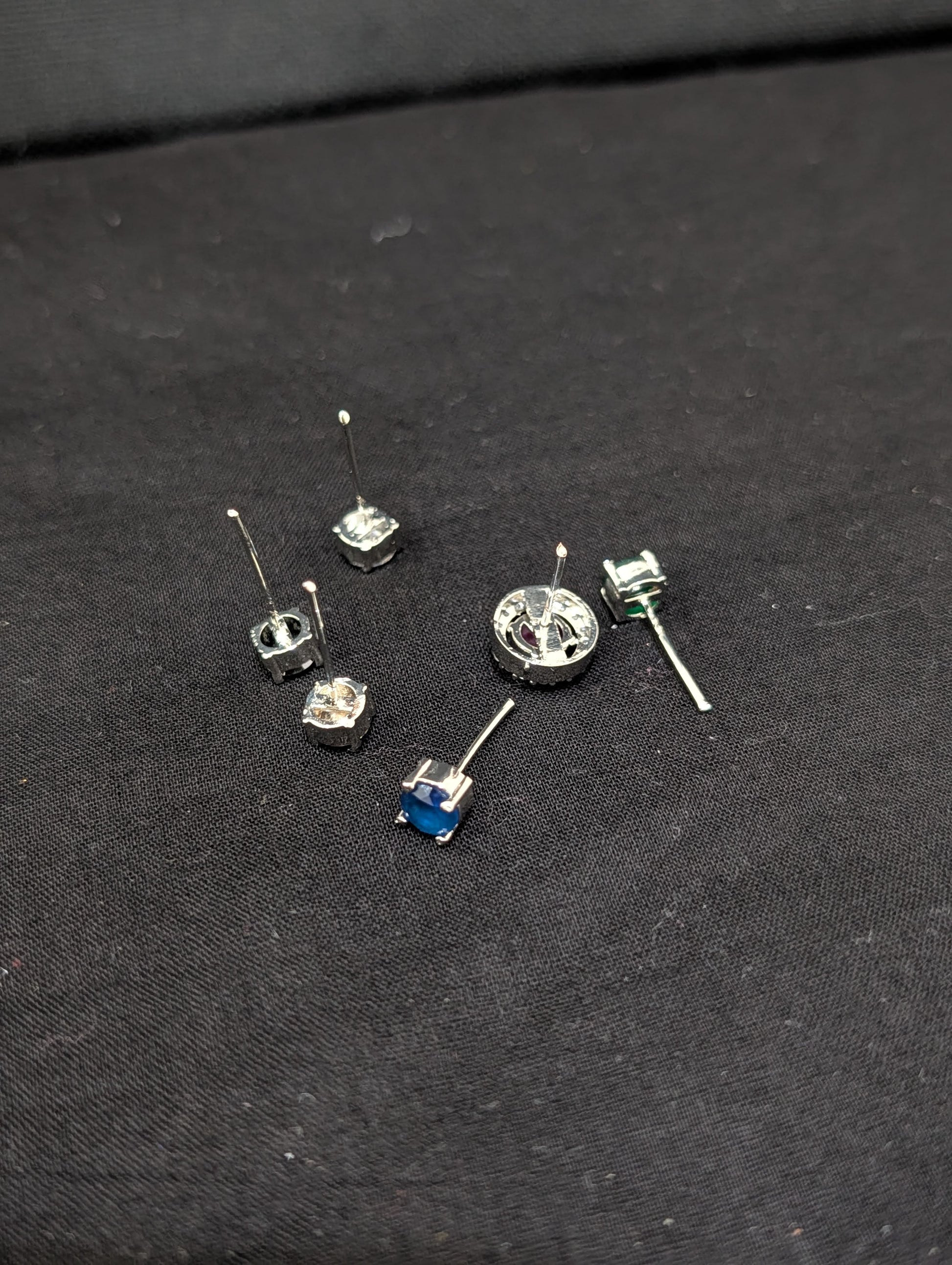 6 colors changeable - Round CZ Stud Earrings - Simpliful