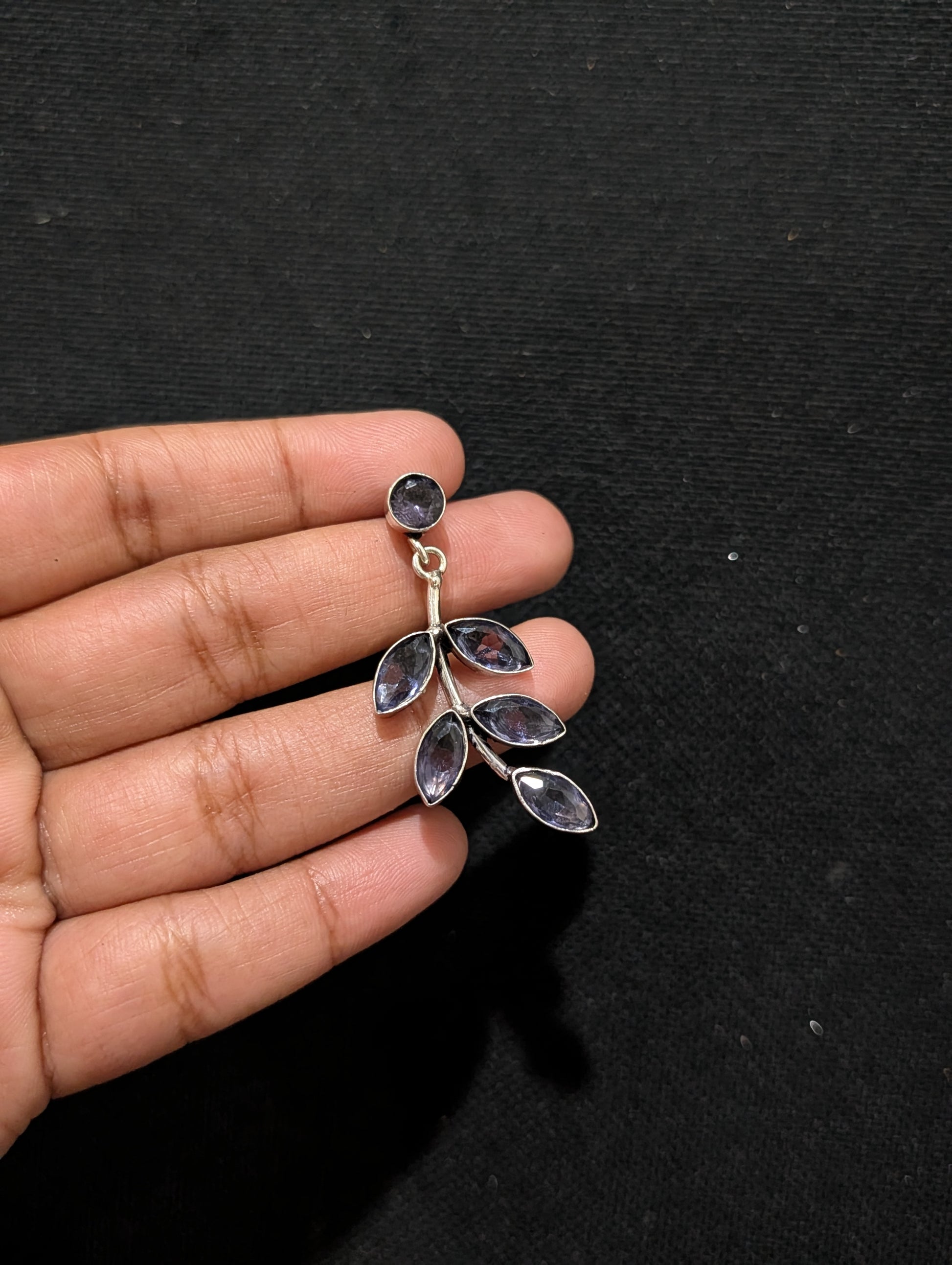 Leaf design CZ stone silver plated earrings - Simpliful