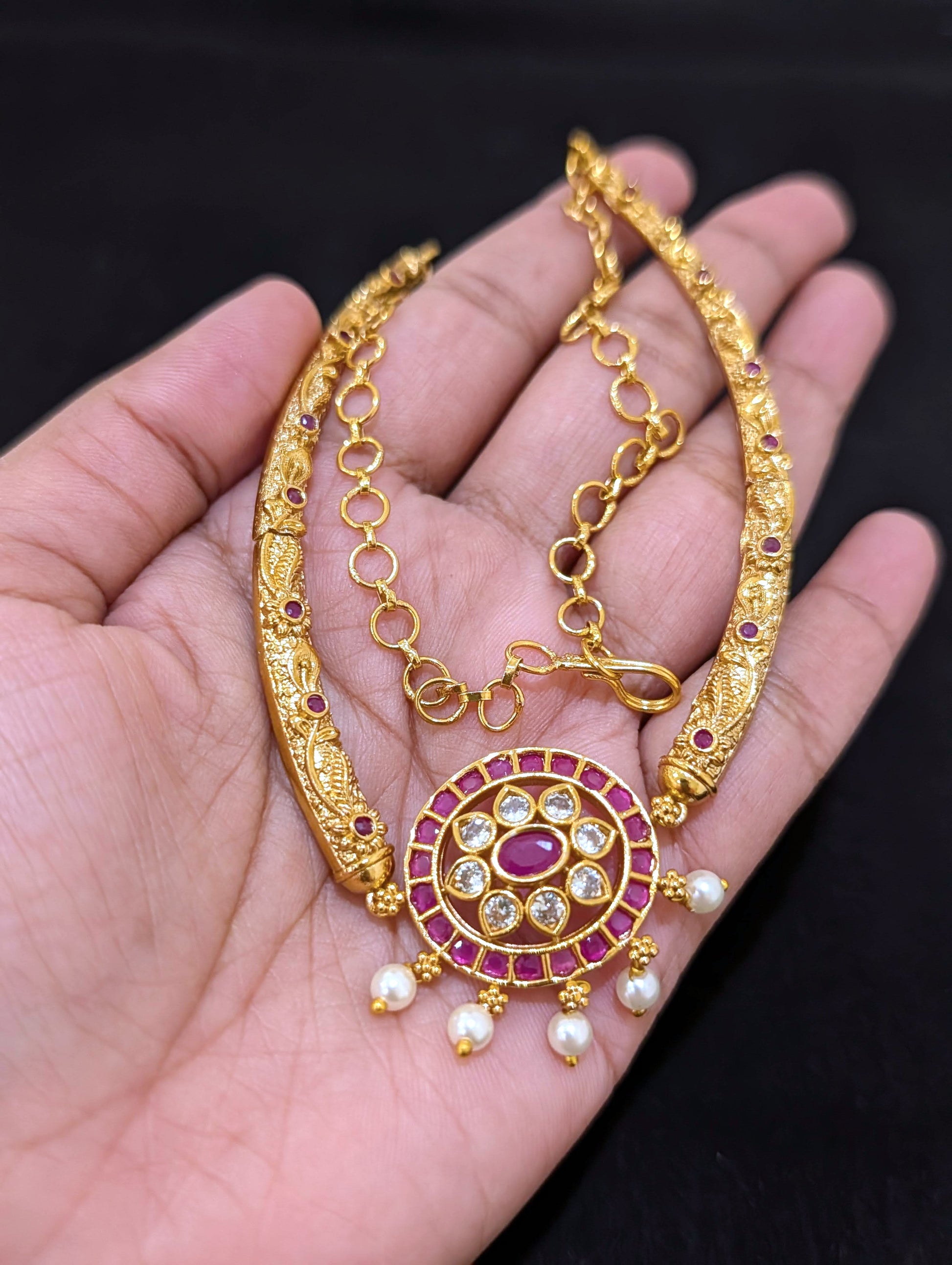 Shiny gold plated Hasli Choker Necklace set - Simpliful