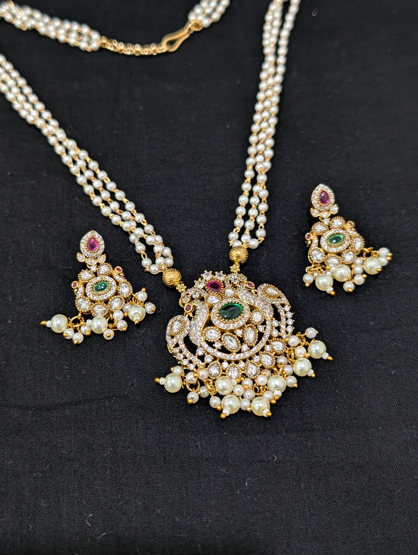 Triple pearl stranded Antique Pendant and Earrings set - Simpliful