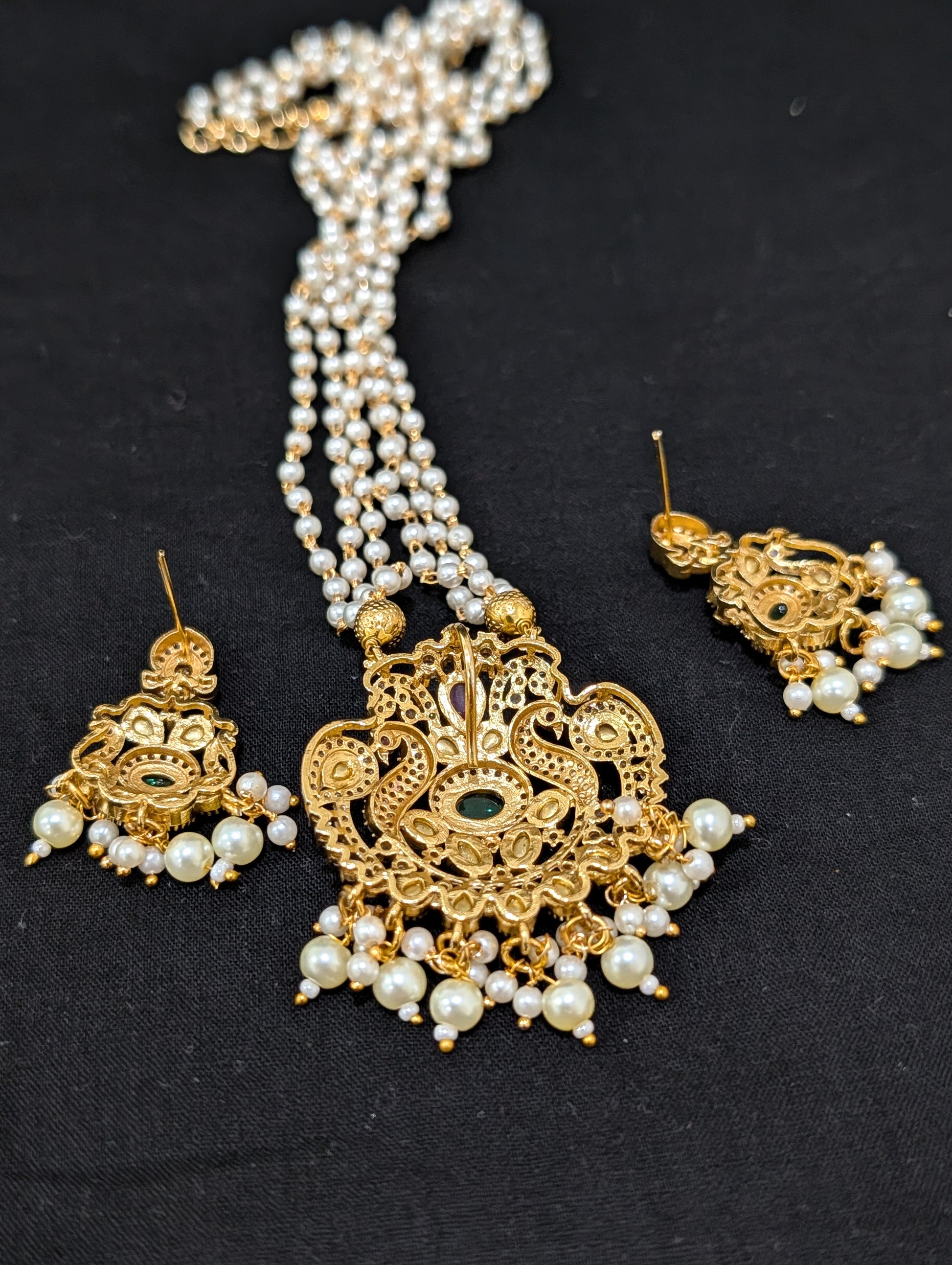 Triple pearl stranded Antique Pendant and Earrings set - Simpliful