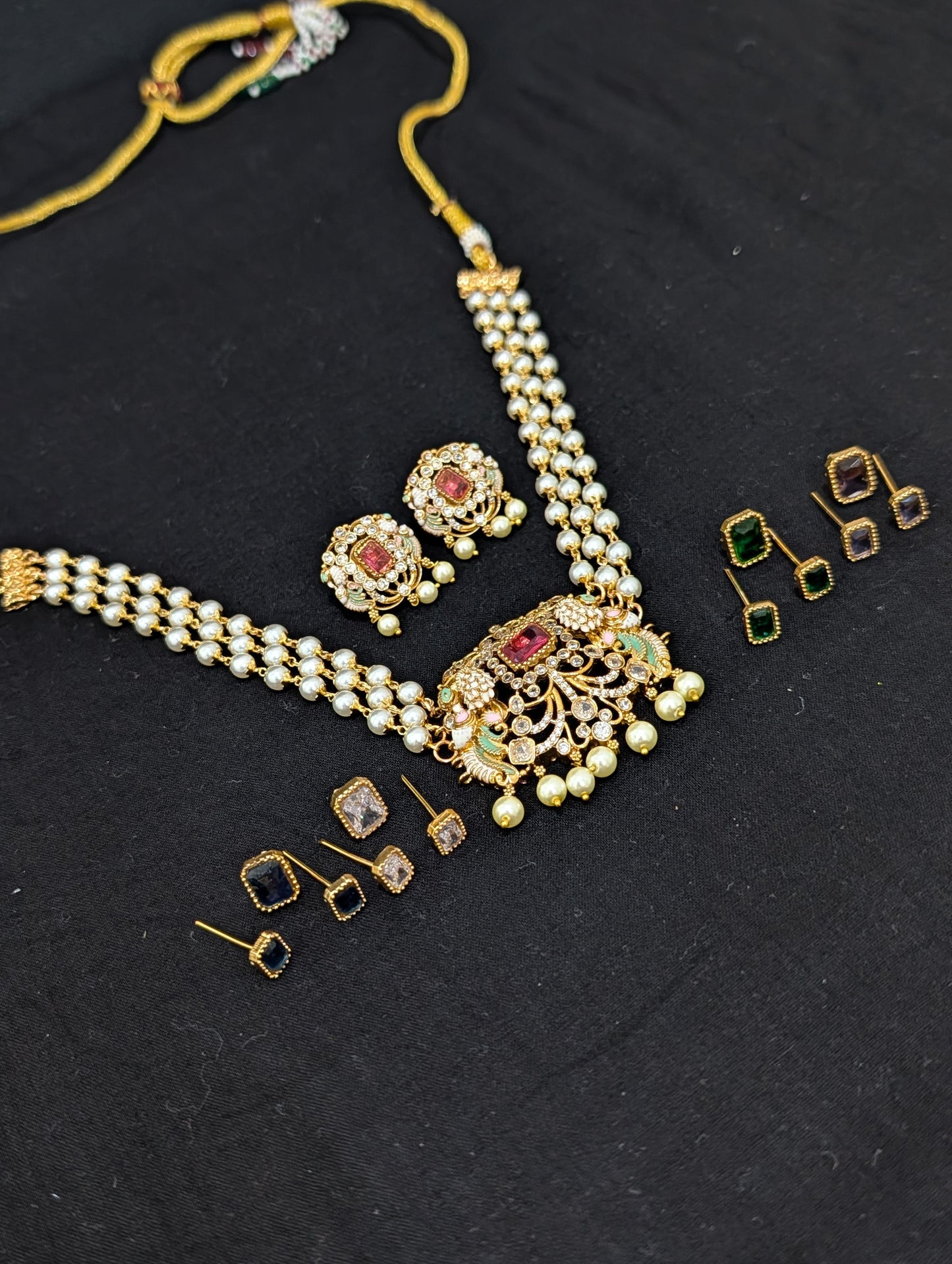 5 Colors changing Pearl strand Choker set - Simpliful