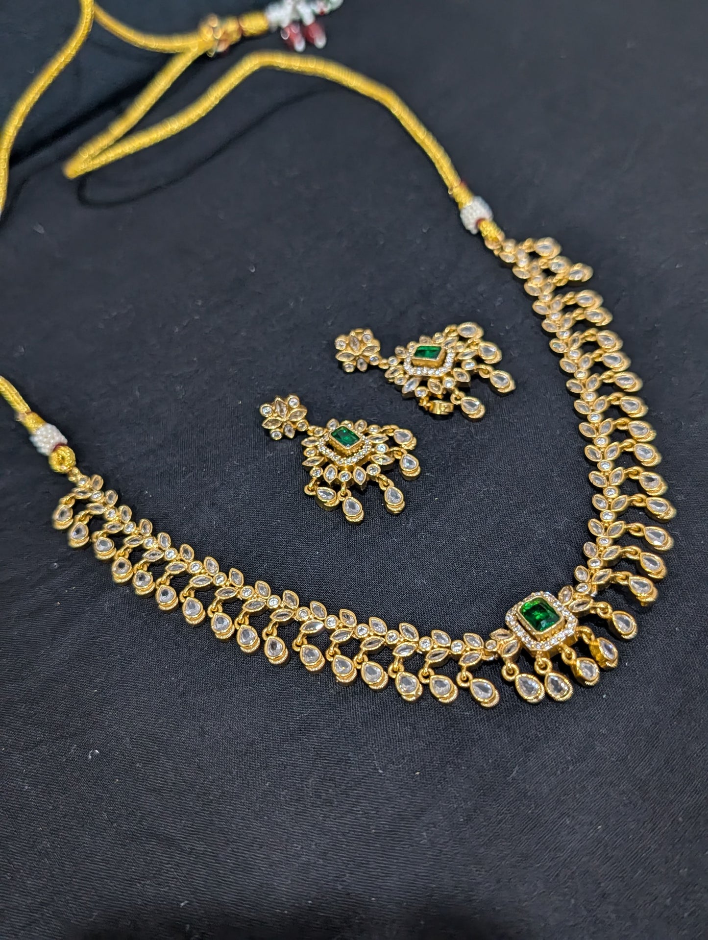 5 Colors changing Designer Choker set - Simpliful