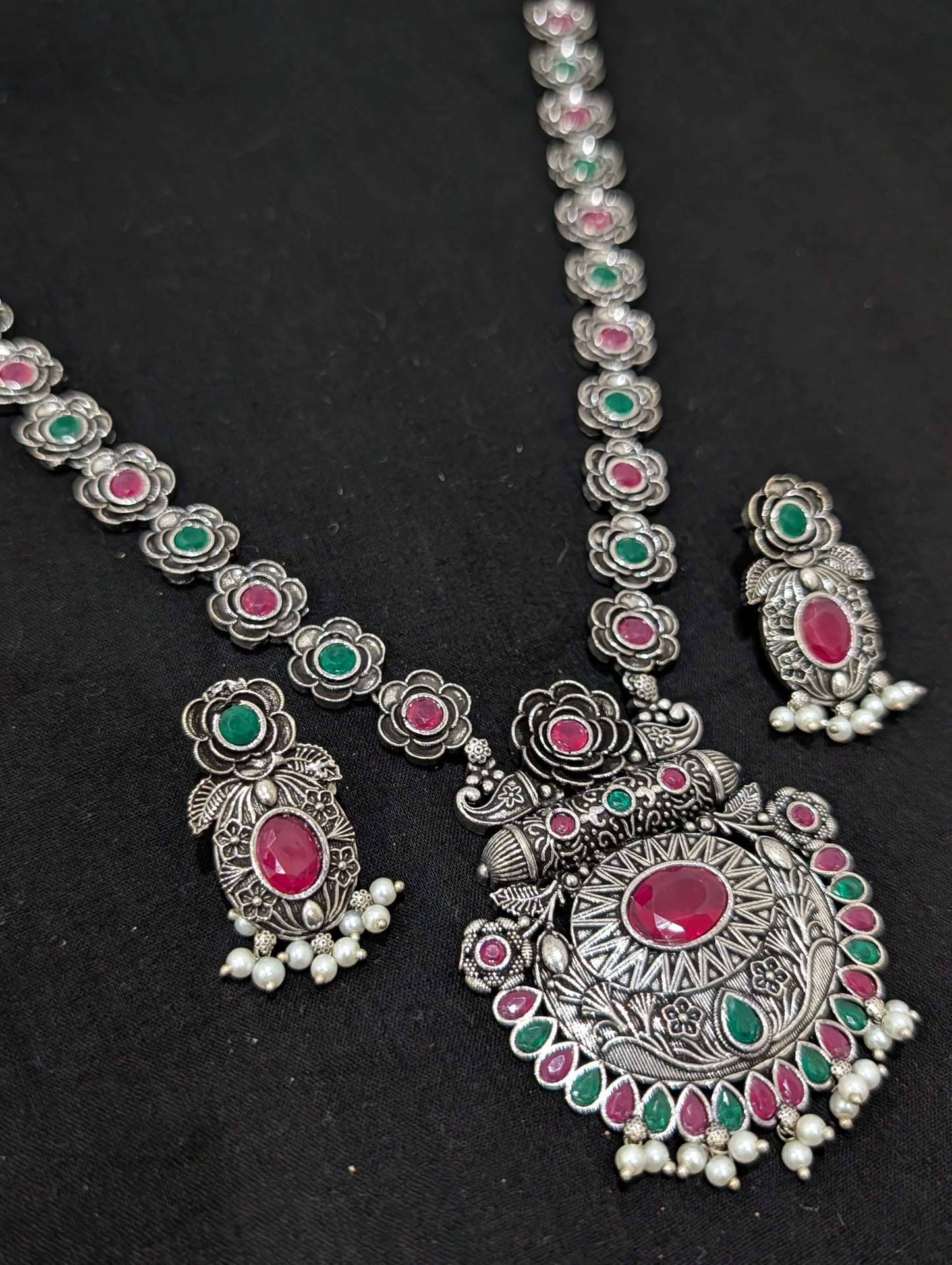 Oxidized Silver Rose Flower design necklace and earrings set - Simpliful